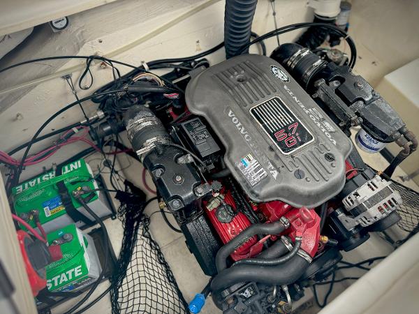 2006 Larson LXi 248 boat engine compartment with Volvo Penta engine.
