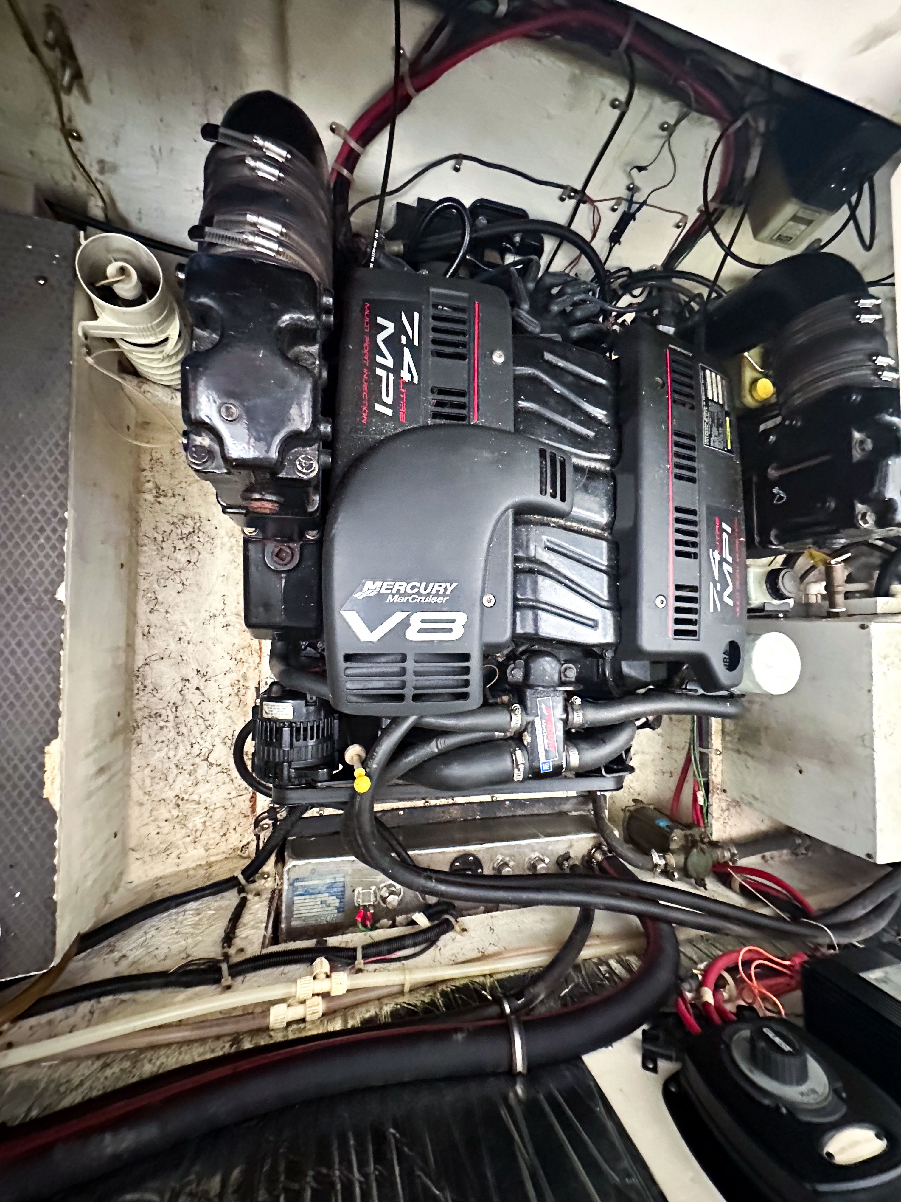 2000 Maxum 2800 SCR - 16