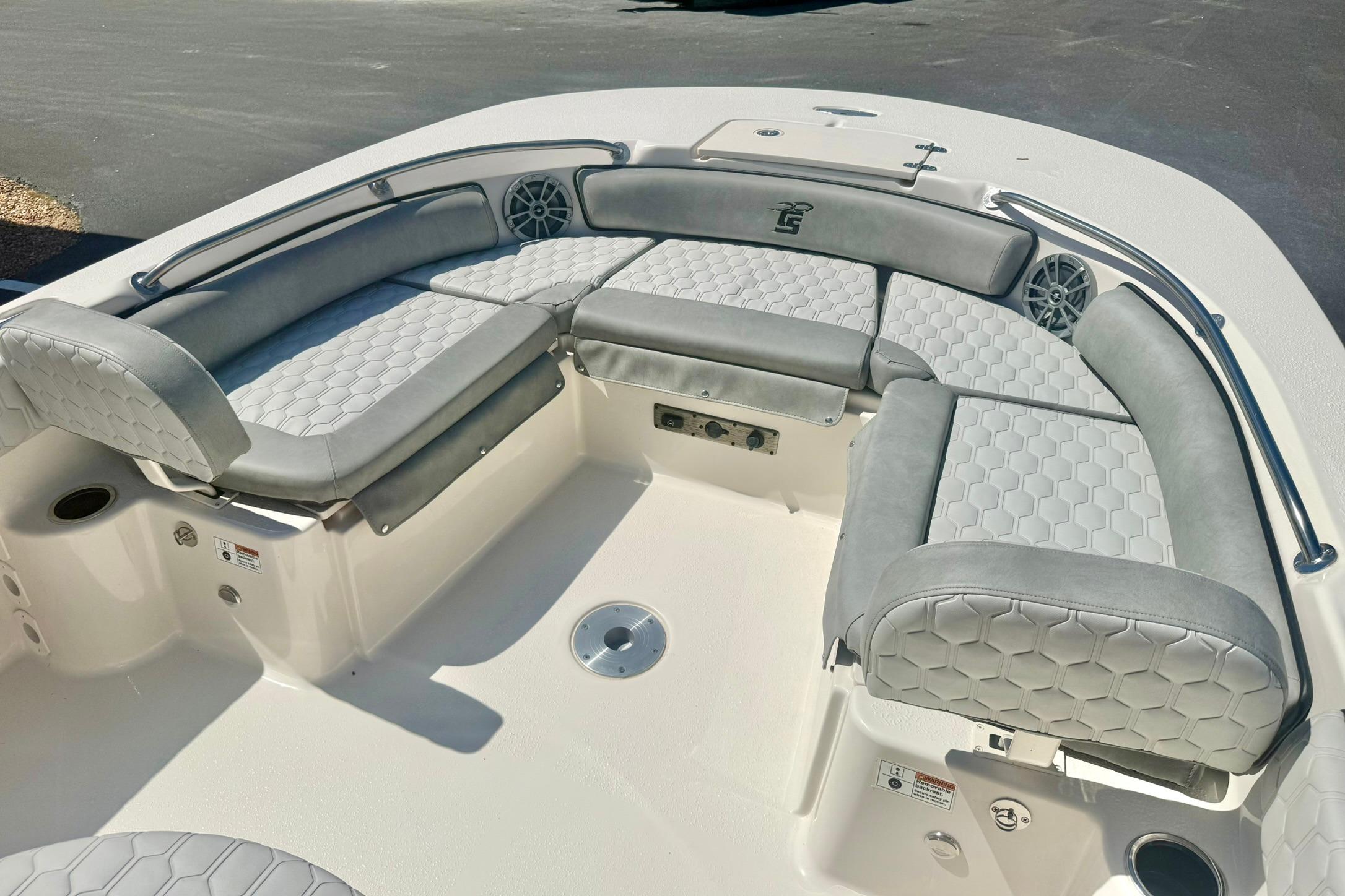 2026 Carolina Skiff 21 Ultra Elite boat with luxurious seating and modern design.