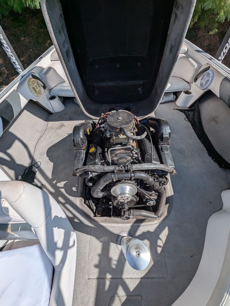 2004 Moomba Outback - 10