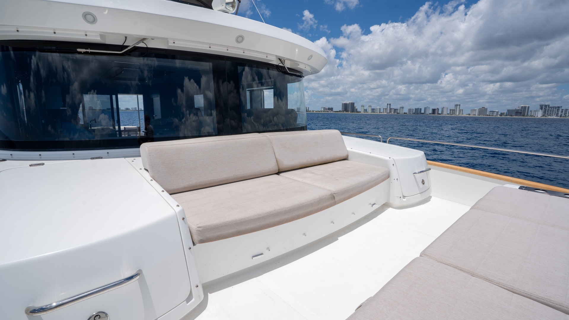 2025 Sirena 58 - Image 35