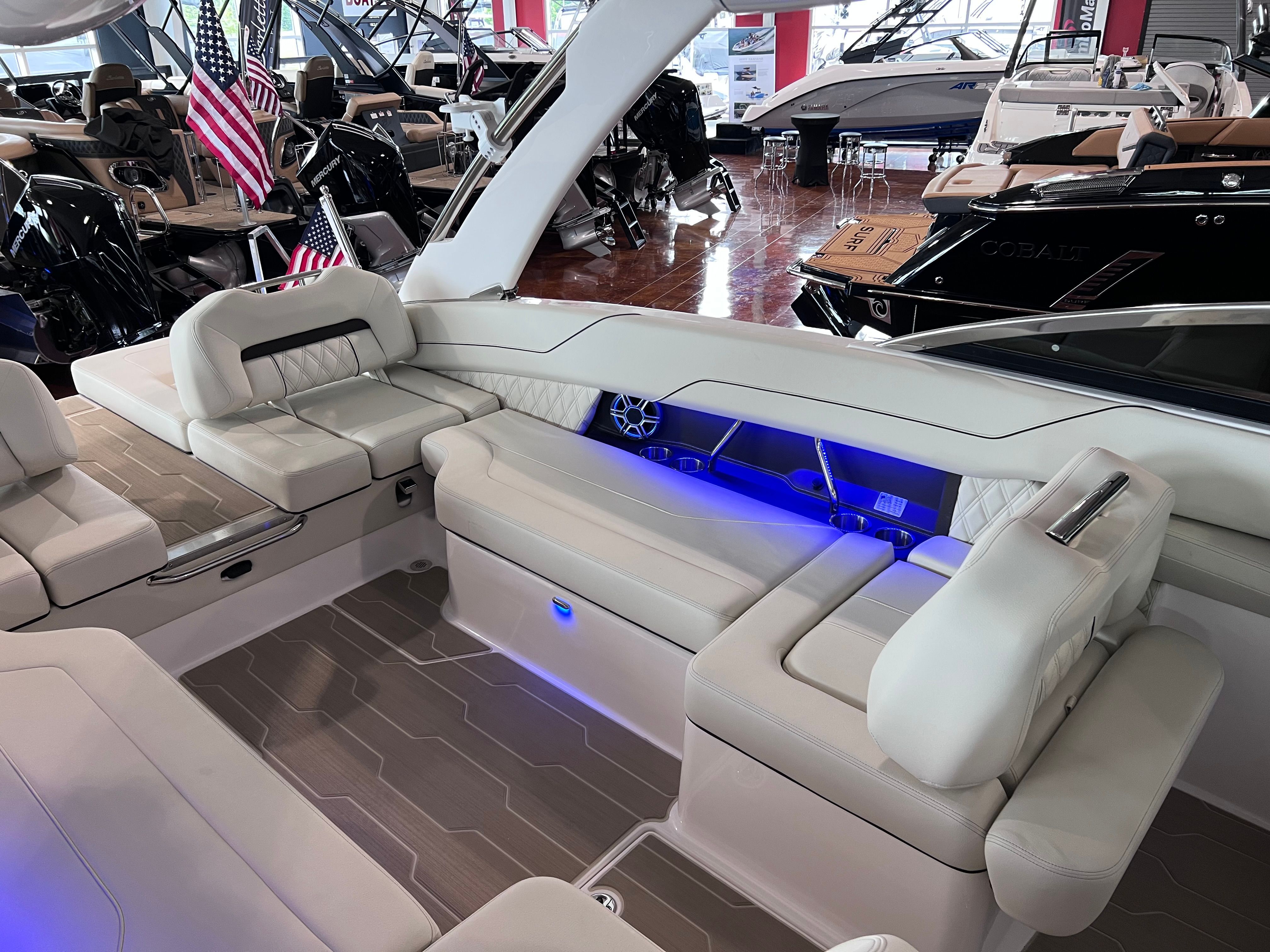 2026 REGAL LS6 SURF - Image 12