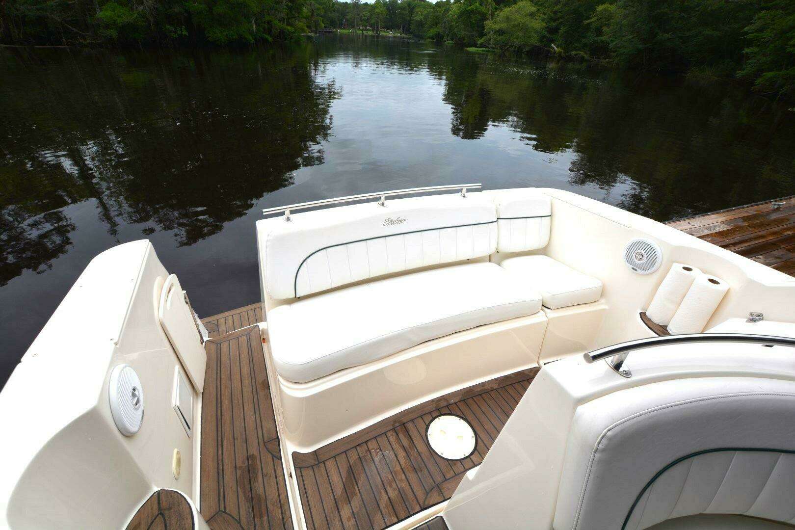 1999 Rinker Fiesta Vee 270 - Image 11