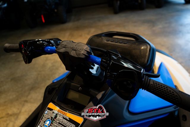 2025 Sea-Doo PWC SPARK TRIXX 90 AUD GN 3UP IBR 25 - 14