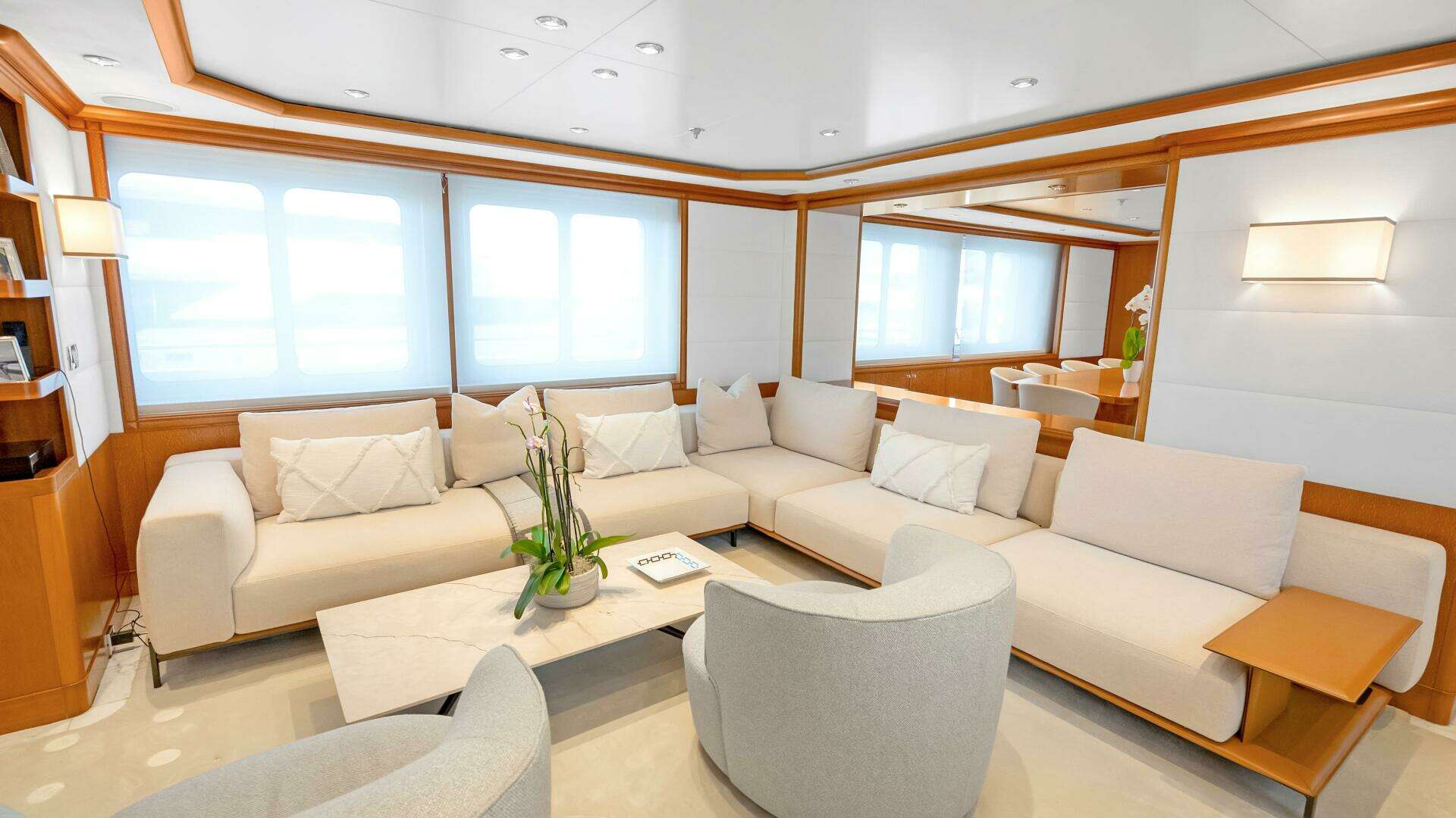 2003 Royal Denship Motor Yacht - Image 3