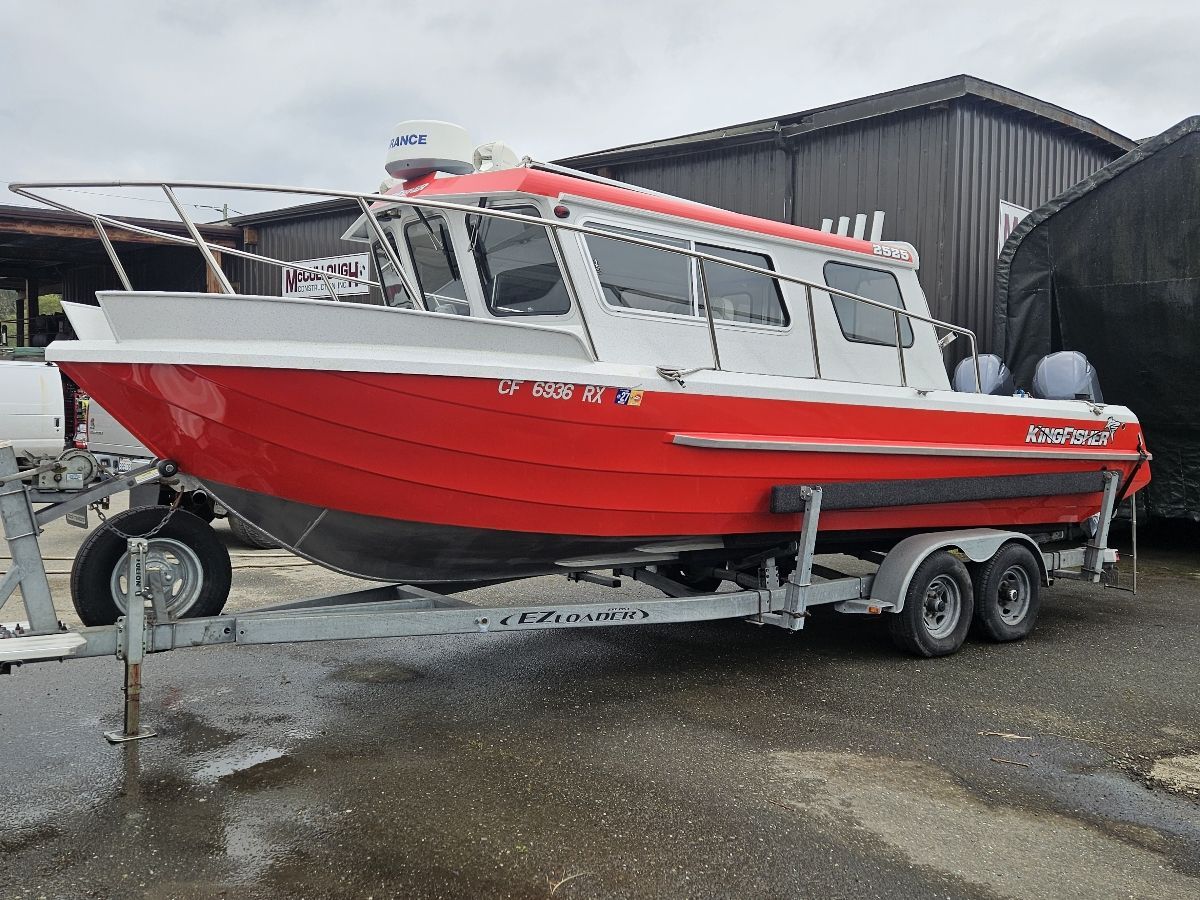 2015 Kingfisher Cruisers 2525 Offshore excursion - 2