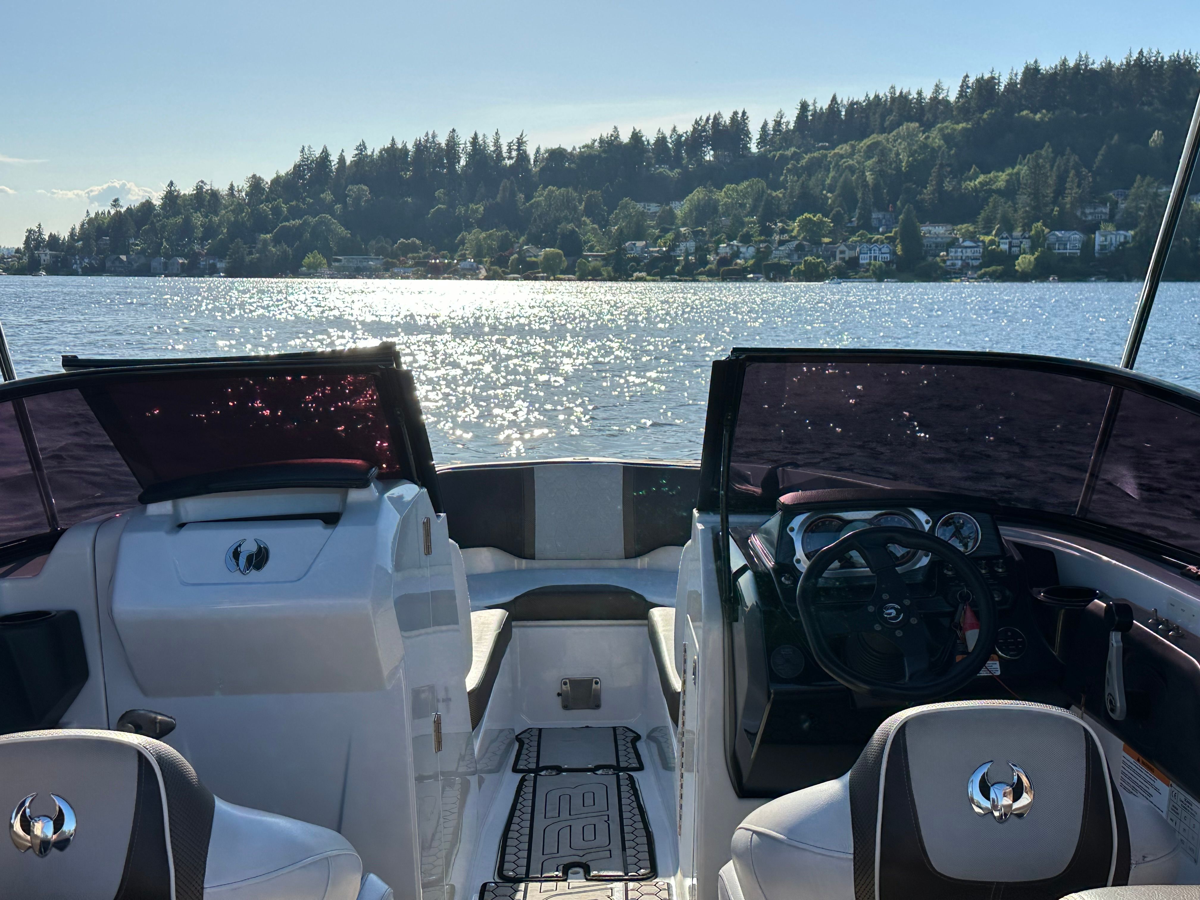 2019 Scarab 255 ID - 3