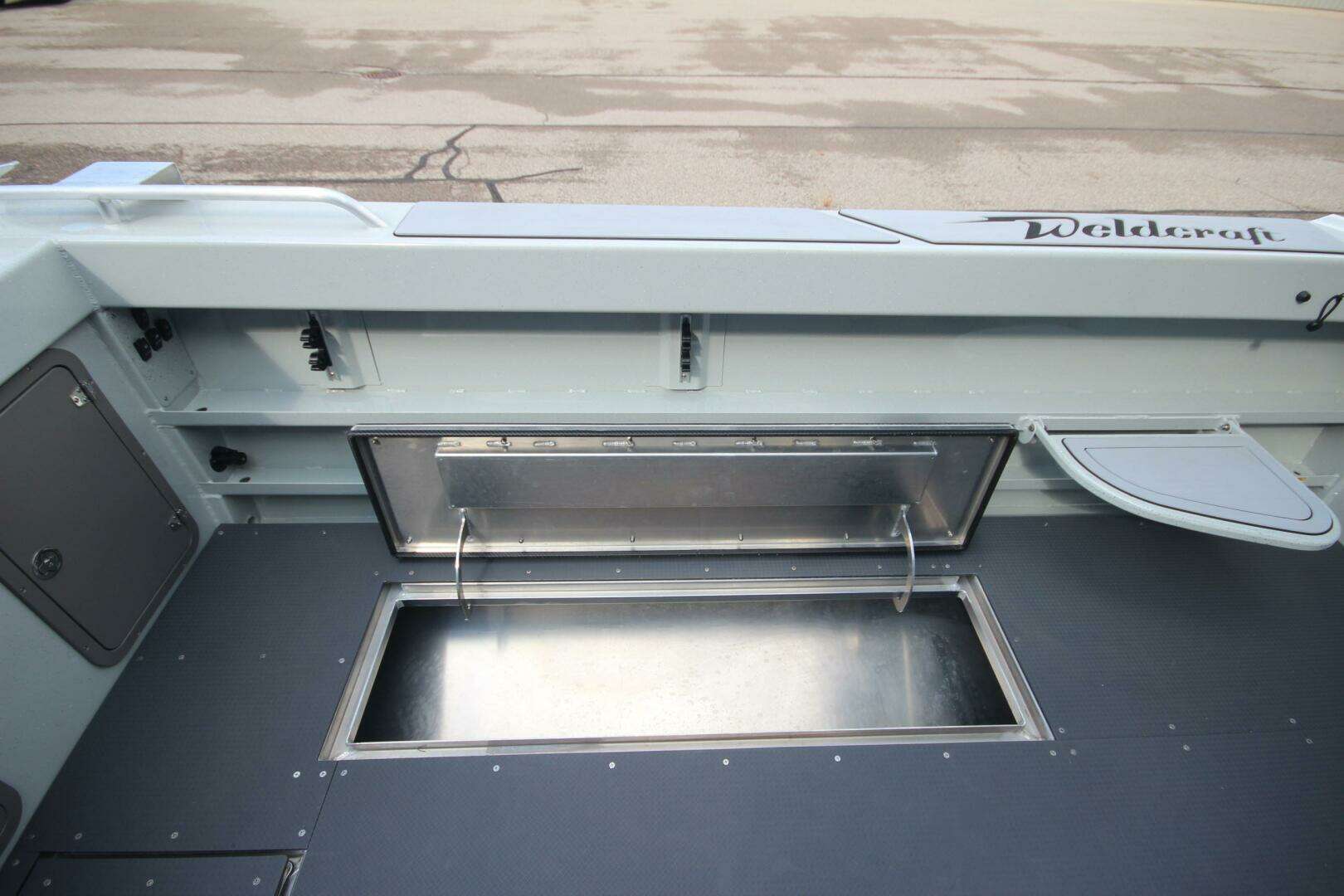 2026 Weldcraft 300 Cuddy King OS - Image 13