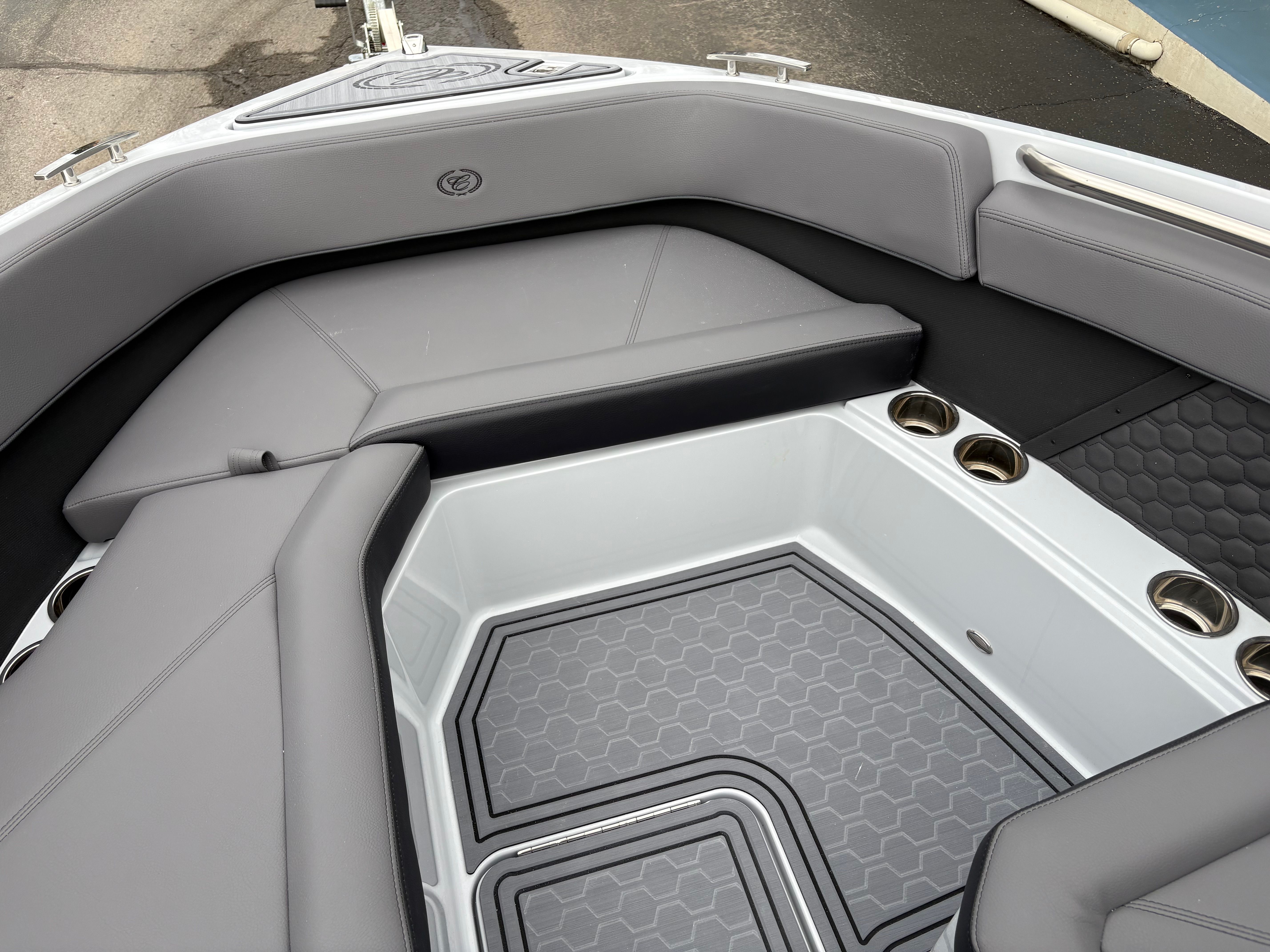 2026 COBALT R8 SURF - Image 23