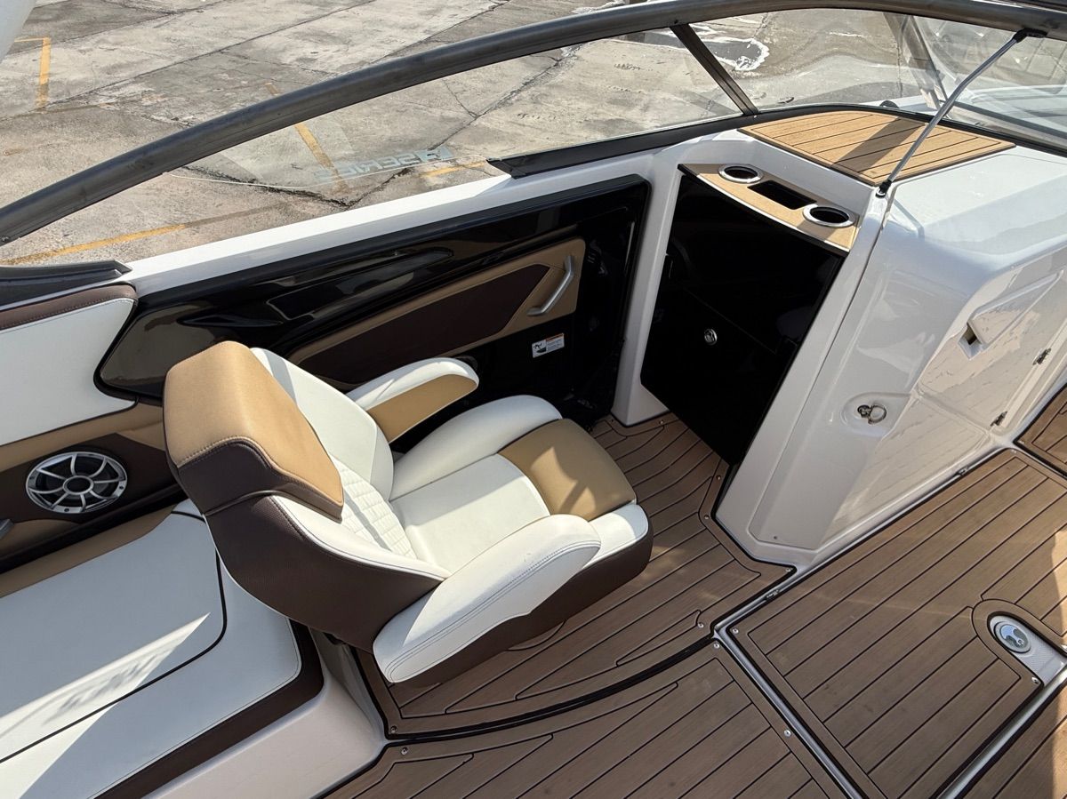 2022 Yamaha Boats 252SE - 7