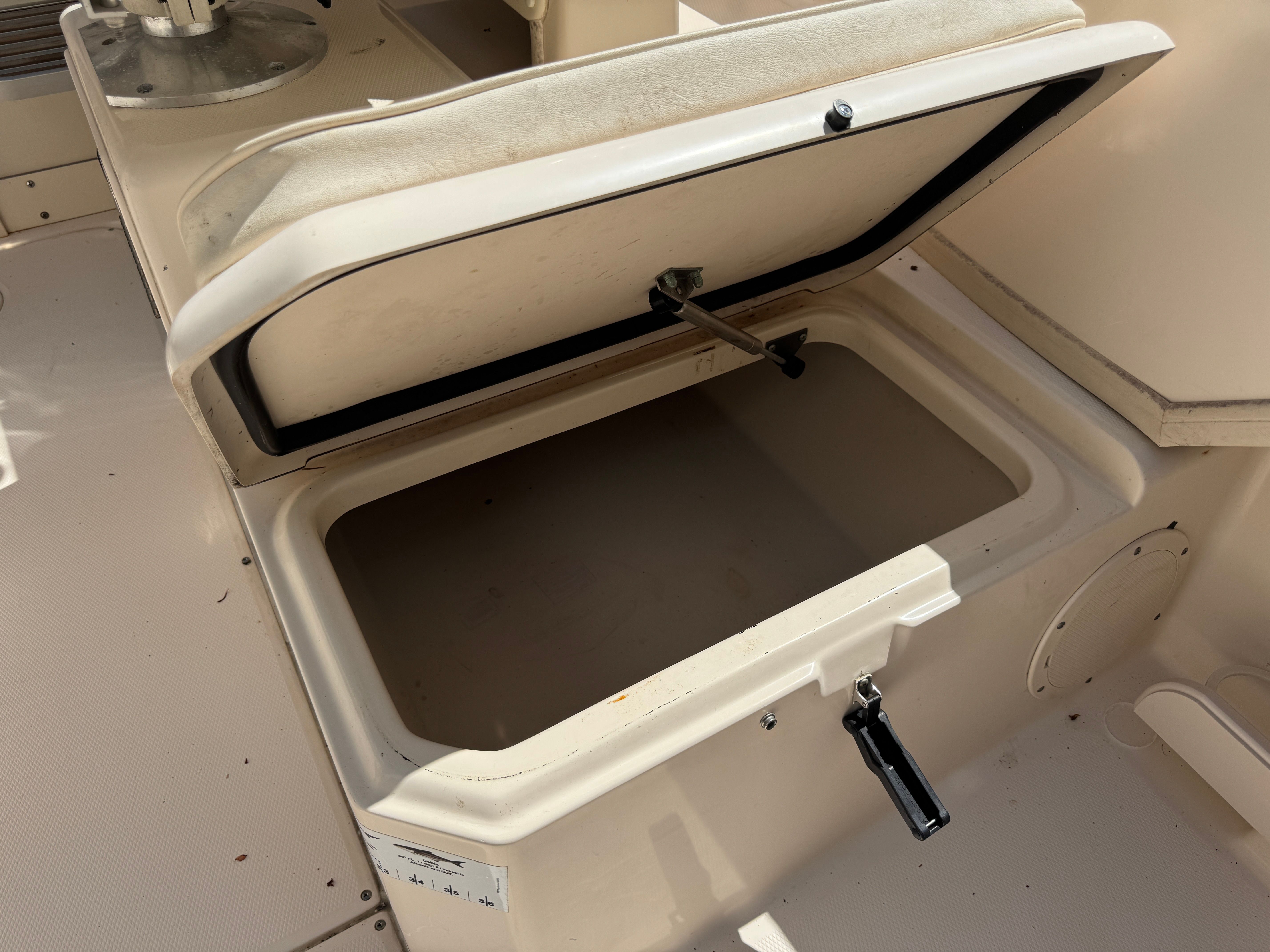 2005 Grady-White Seafarer 226 - 15