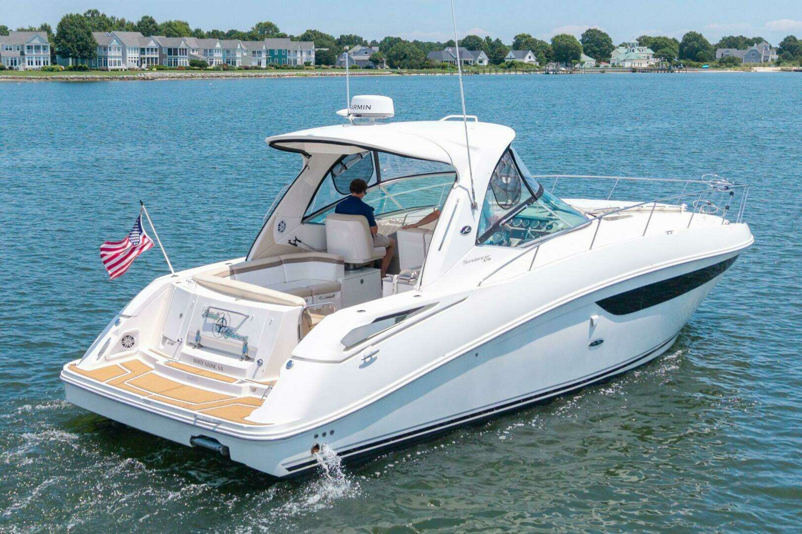 2013 Sea Ray 370 Sundancer - Image 8