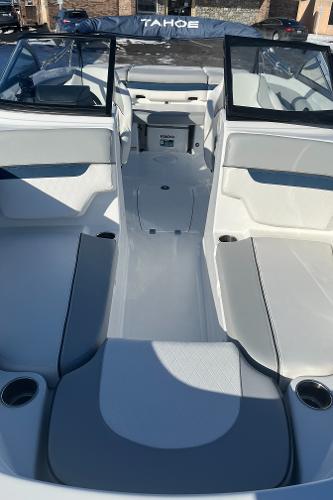 2024 Tahoe 210 Si boat interior with seating and cup holders.