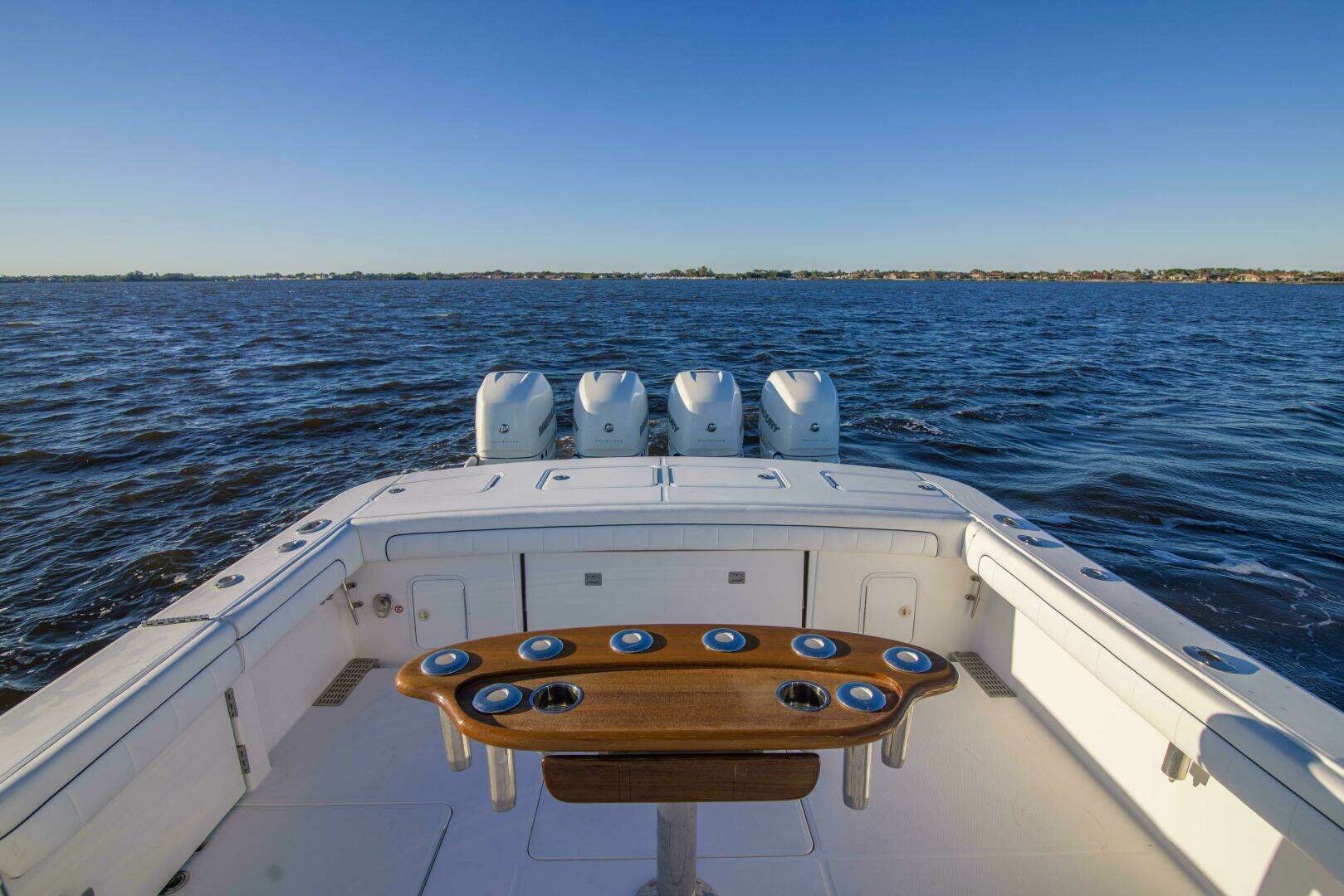 2016 Regulator 41 Center Console - Image 28
