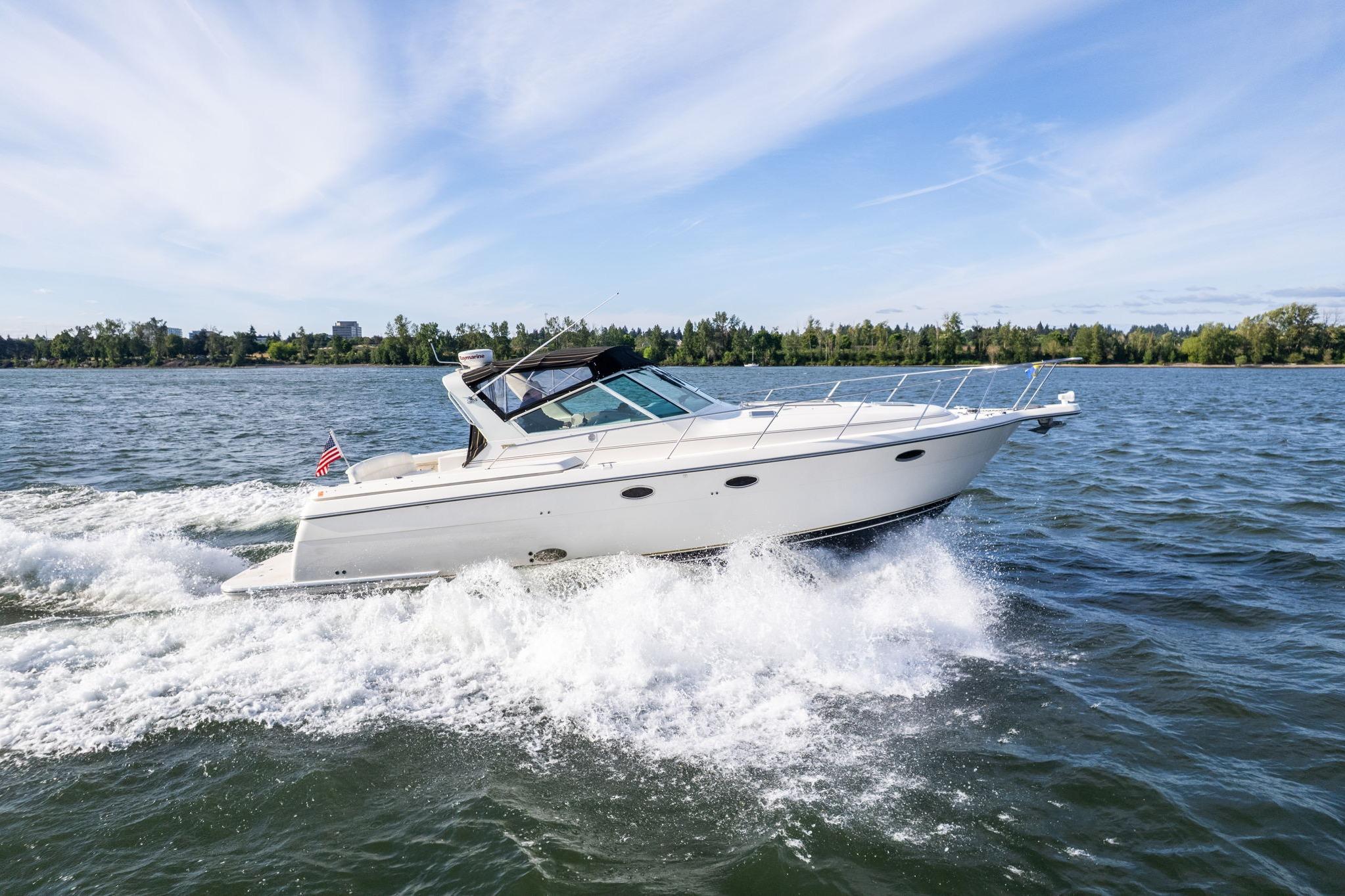 1998 Tiara Yachts 3500 Express