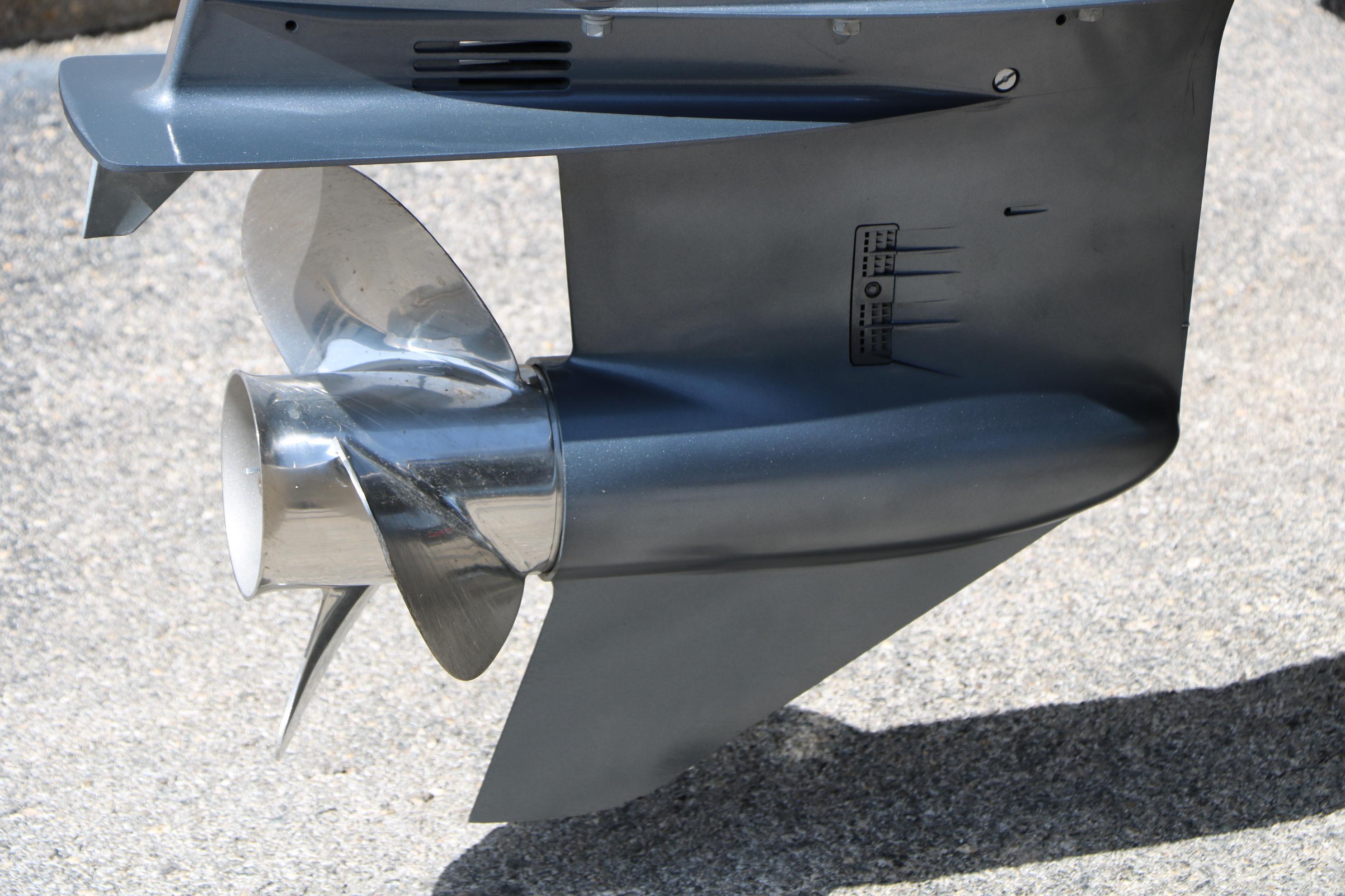 2022 Stingray 192 SC boat propeller, close-up view on a sunny day.