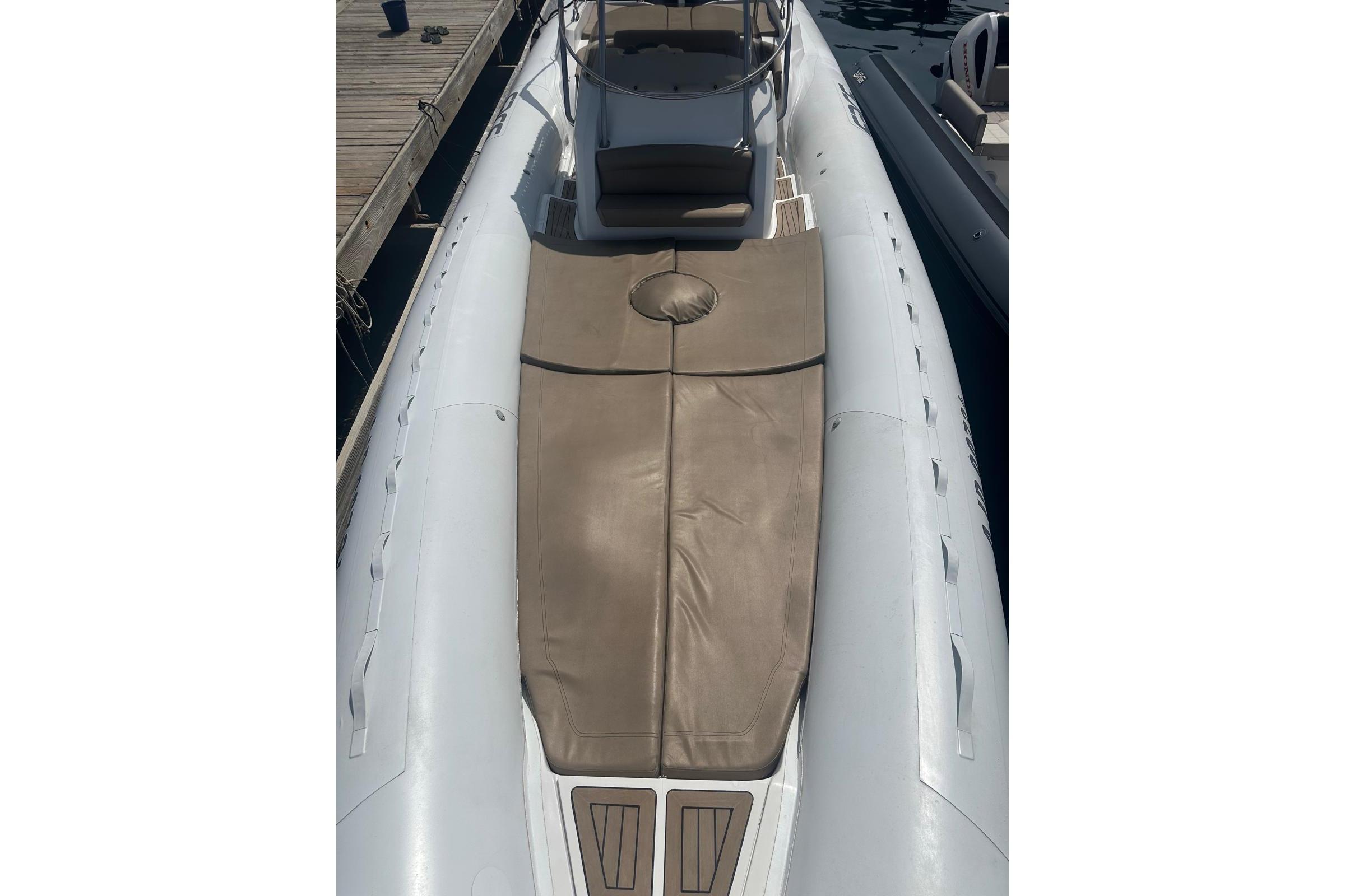 Sacs Stratos S42