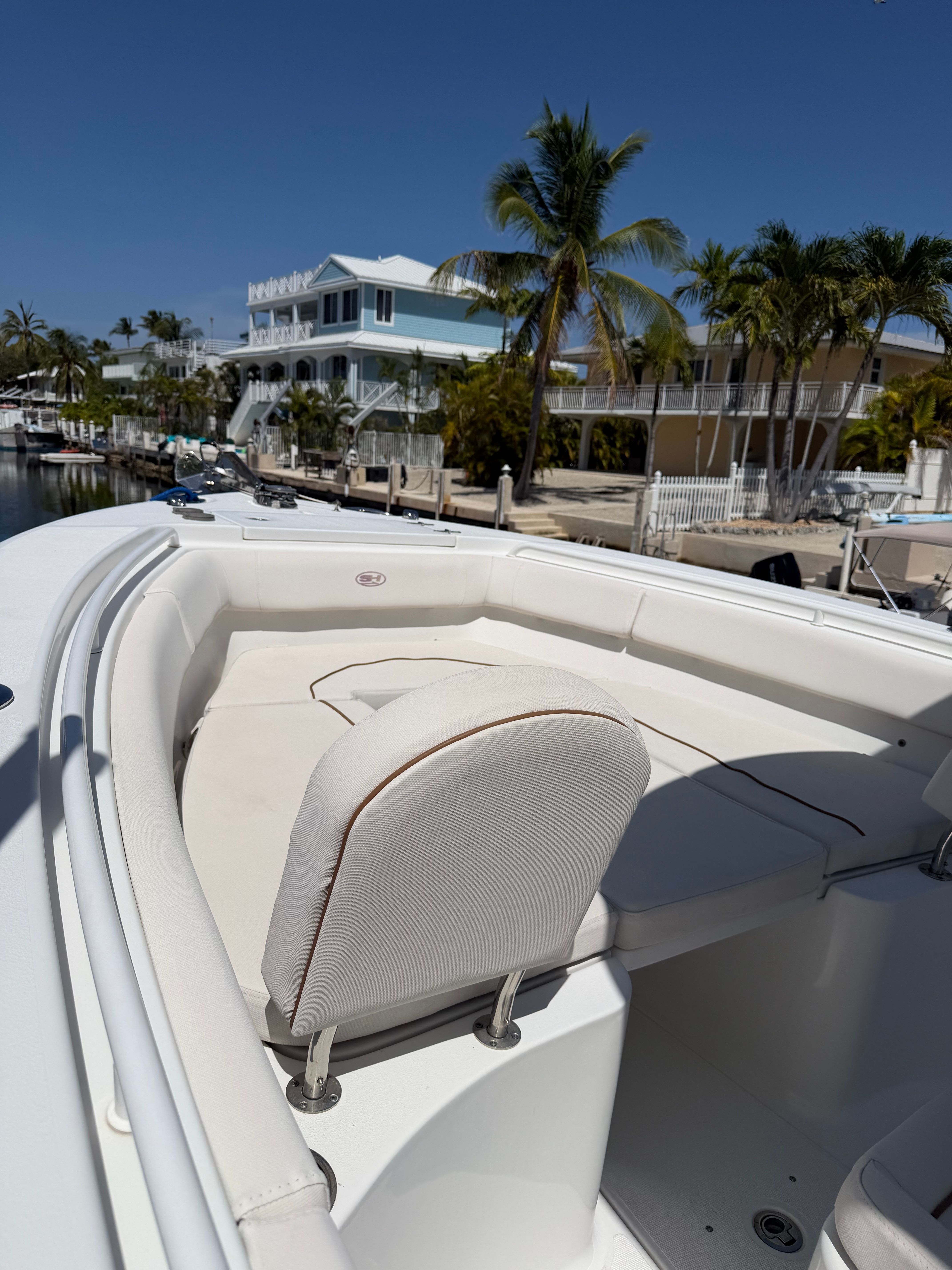 2021 Sea Hunt Ultra 255 SE - 2