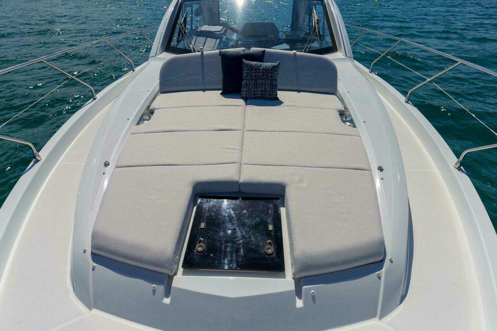 2024 Beneteau Gran Turismo 45 - Image 20