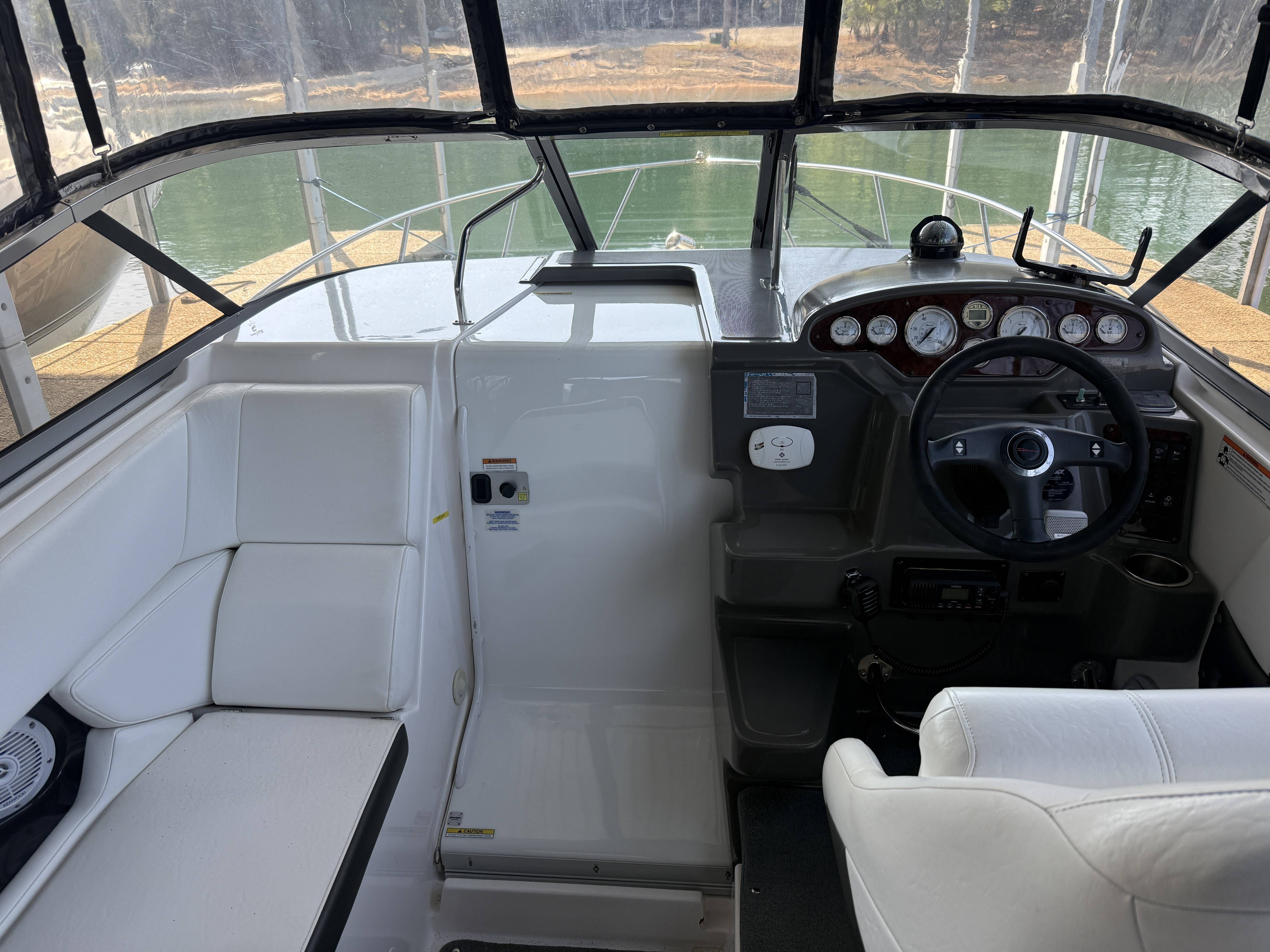 2007 Regal 2565 Window Express - 6