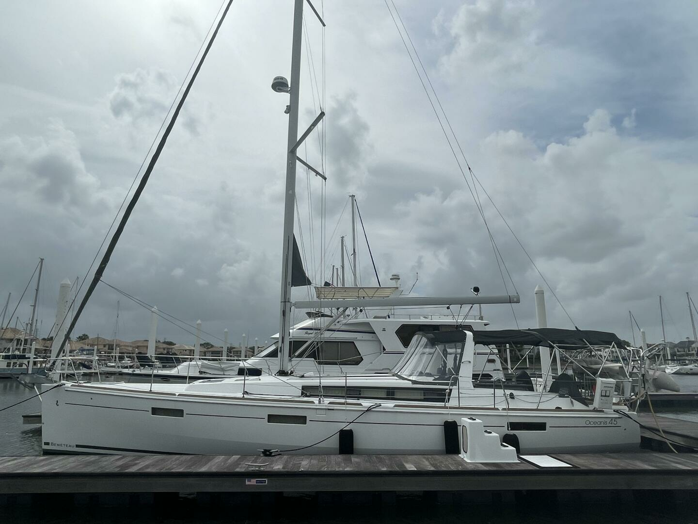 2017 Beneteau Oceanis 45 - Image 5