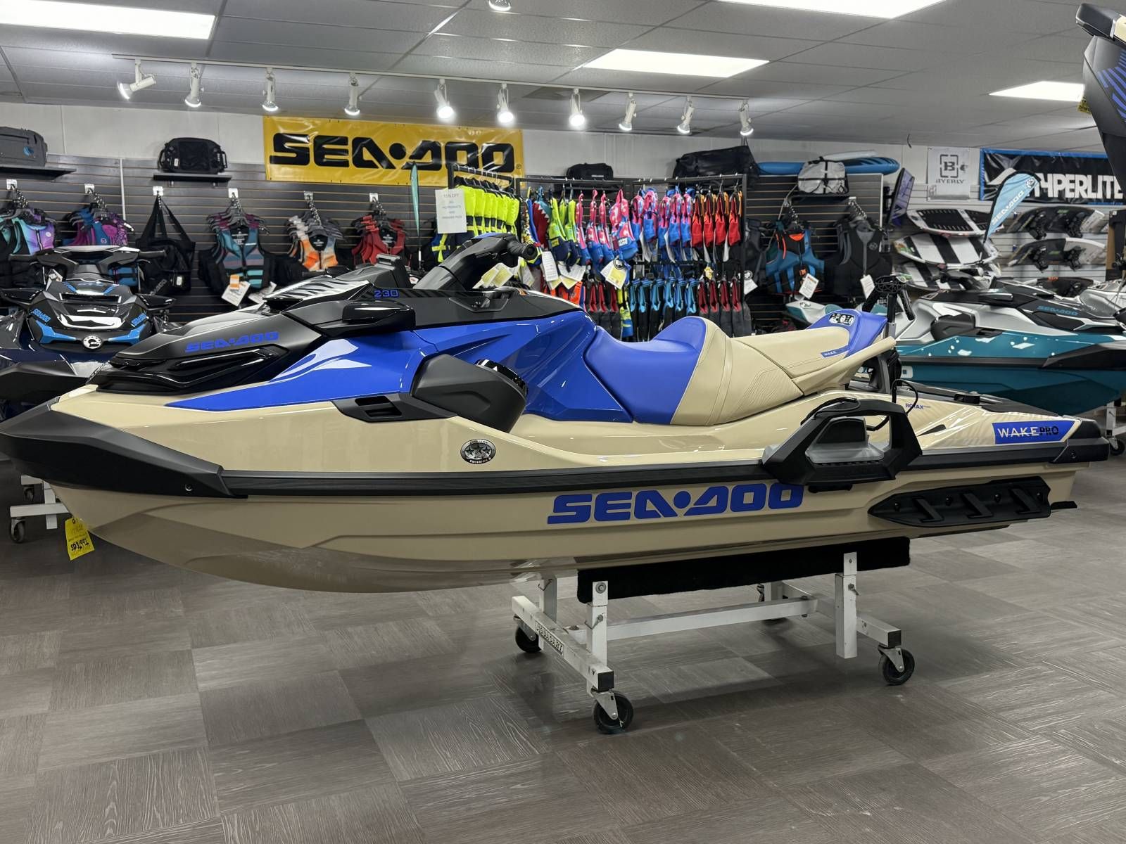 2025 Sea-Doo 13sb - Wake Pro 230 W/snd