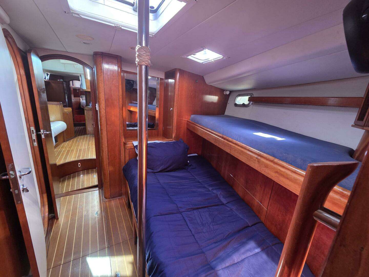 1998 Oyster 485 - Image 24