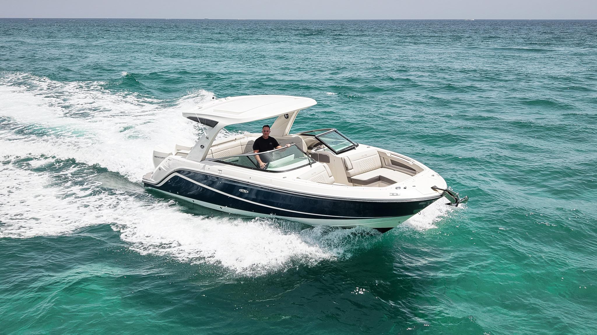2022 Sea Ray SLX 310 Outboard
