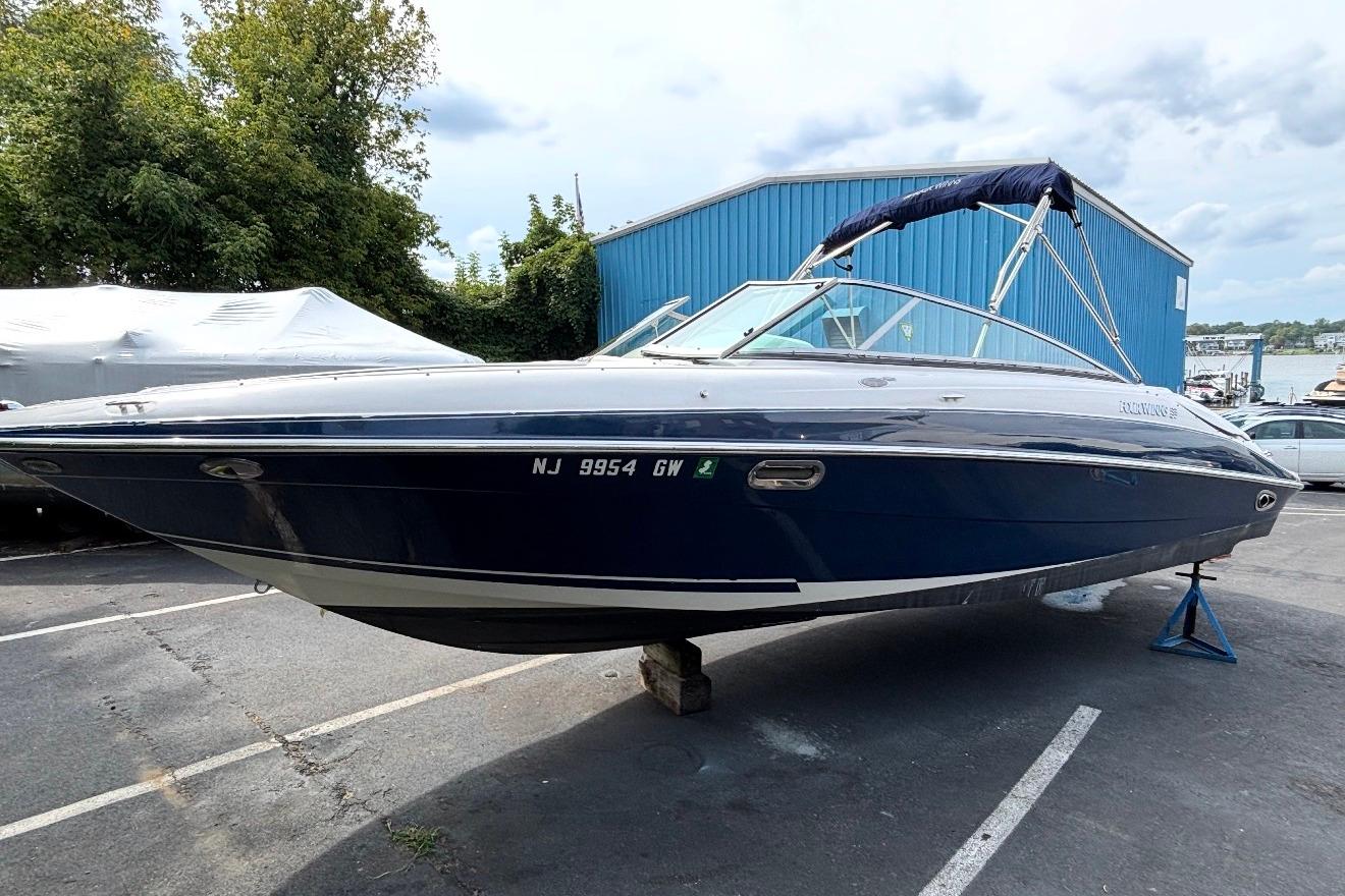 2005 Four Winns 250 Horizon