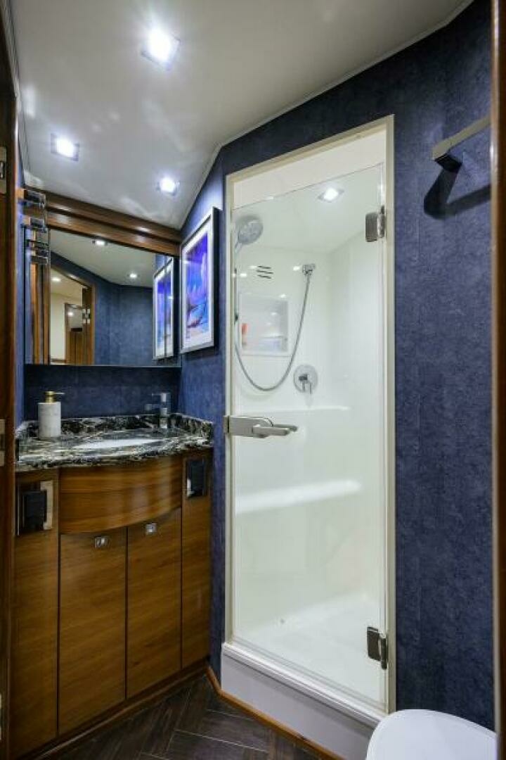 2023 Viking 64 Convertible - Image 30