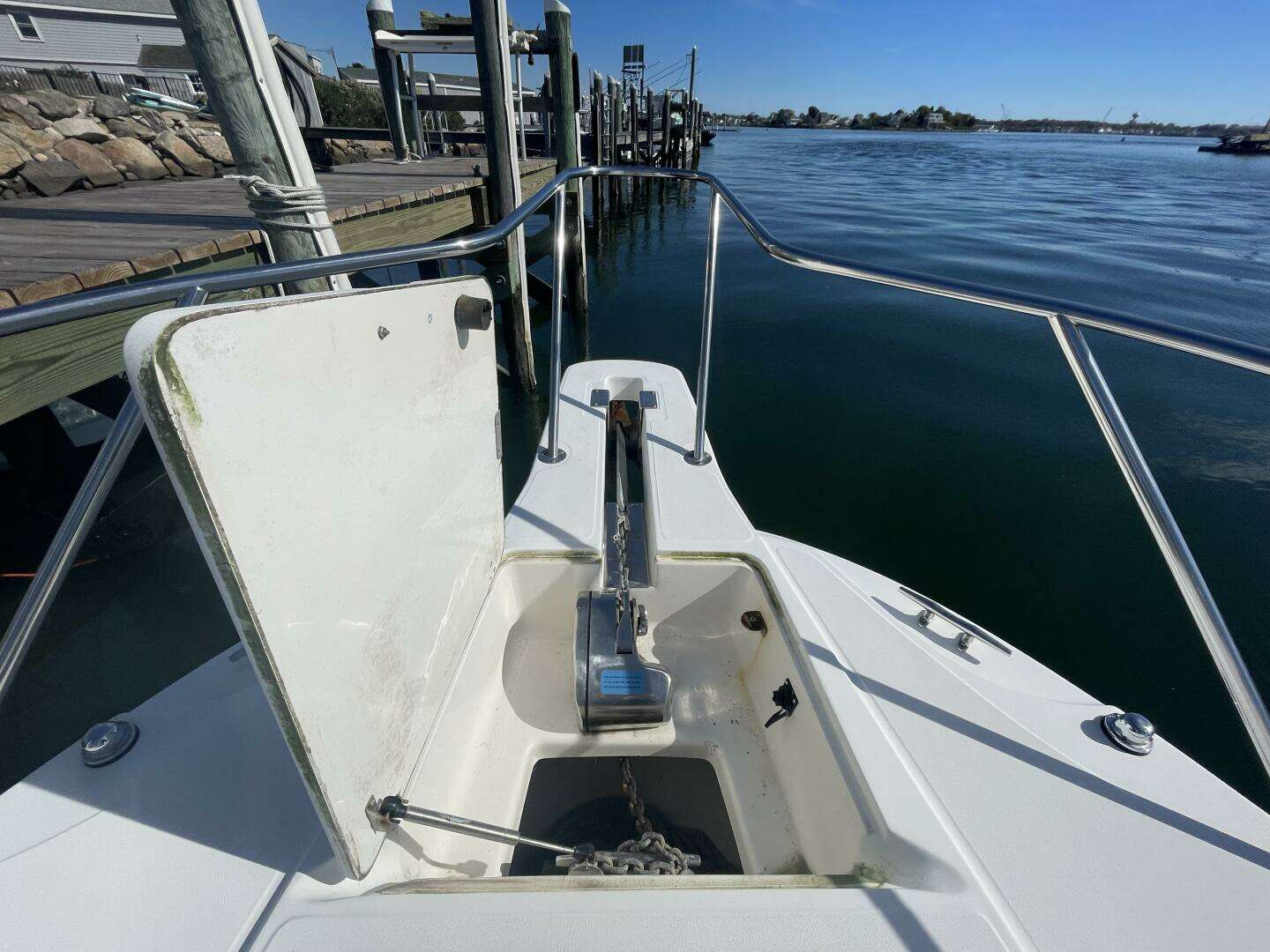 2001 Boston Whaler 285 Conquest - Image 21