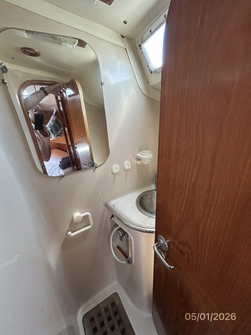 1990 Beneteau Oceanis 500 - Image 57