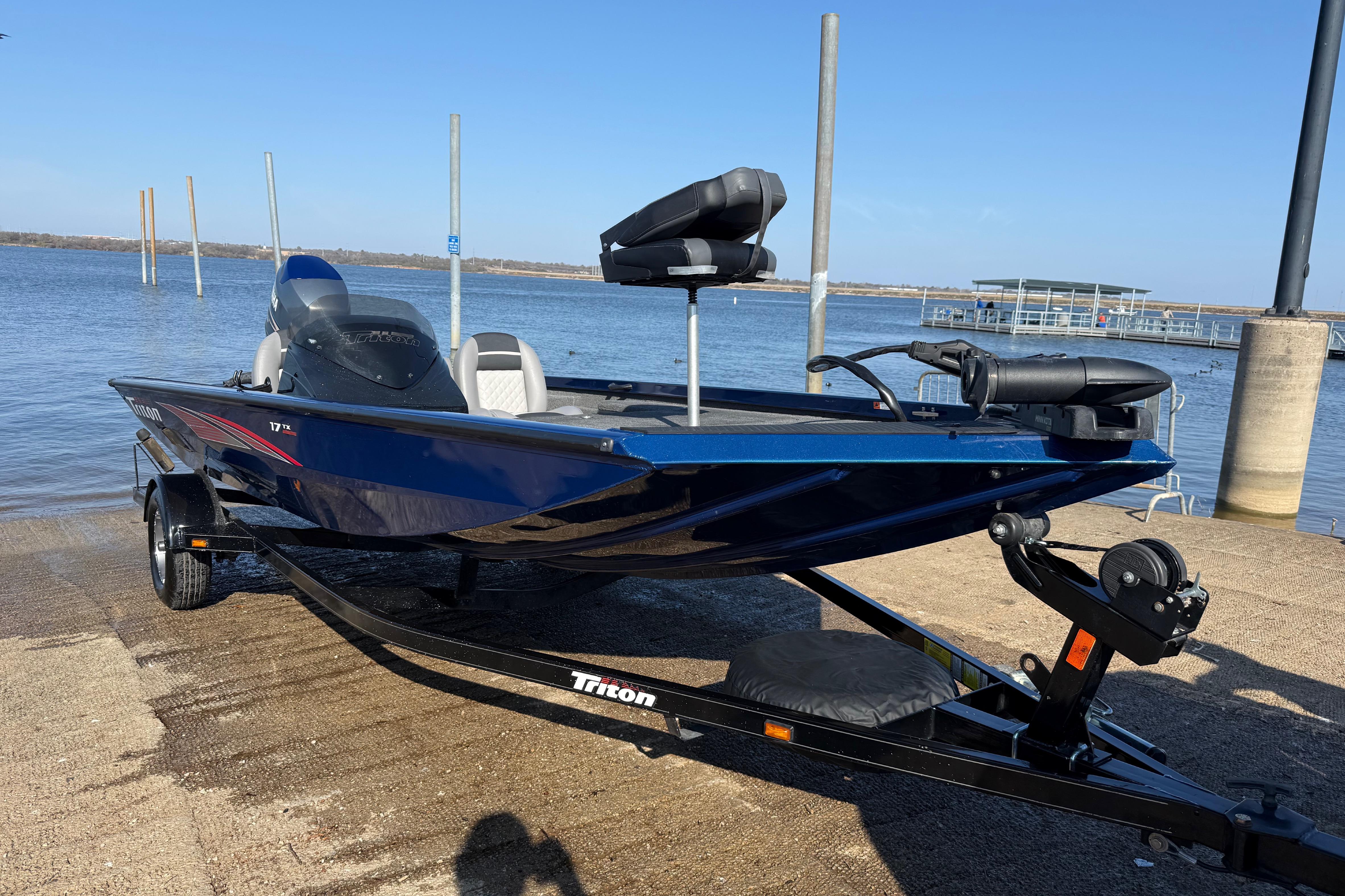 2020 Triton 17 TX