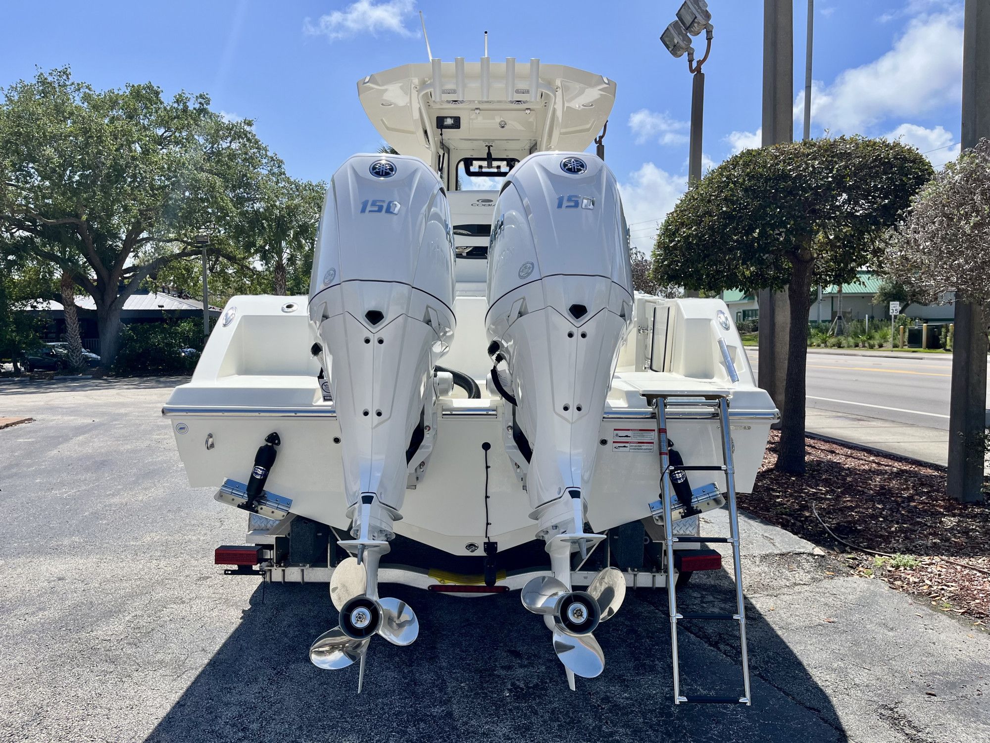 2026 Cobia 245 Center Console - 5
