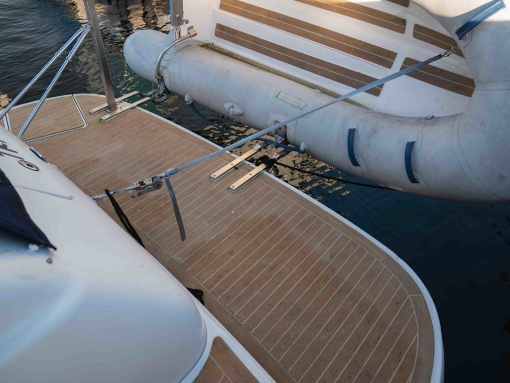 2004 Sea Ray 360 Sundancer - 9