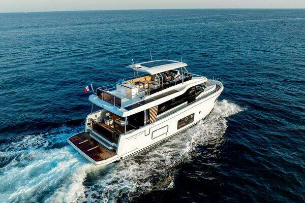 2026 Beneteau Swift Trawler