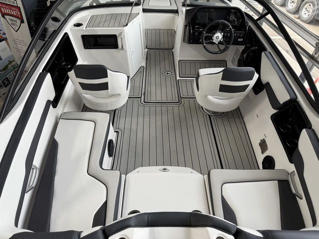 2026 Yamaha Boats 195S - 5
