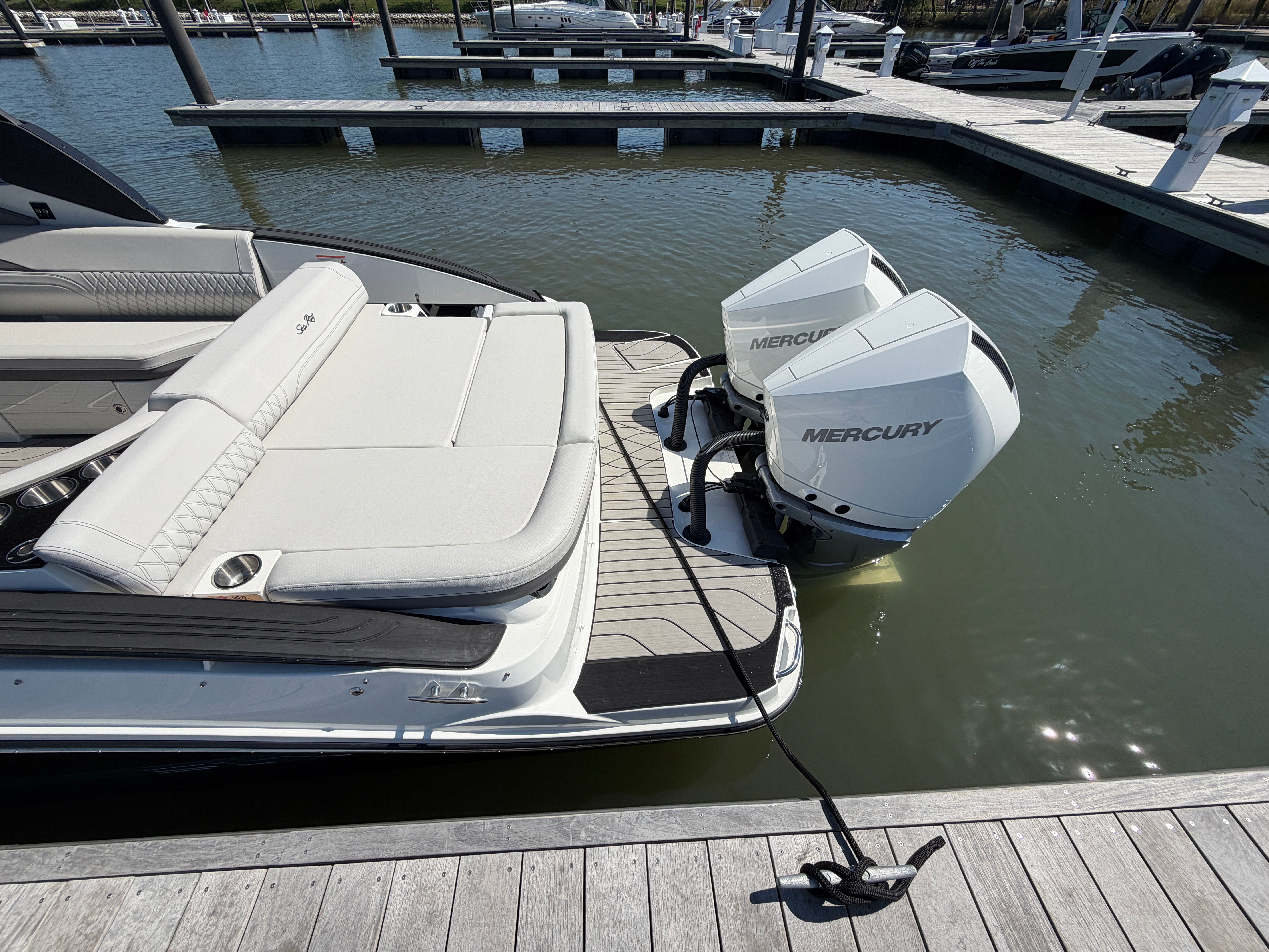 2026 Sea Ray SLX 280 Outboard - 16