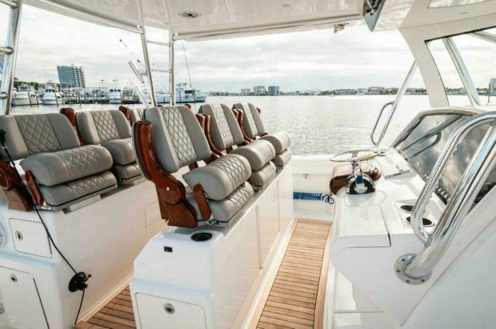 2021 Valhalla Boatworks V-46 - Image 6