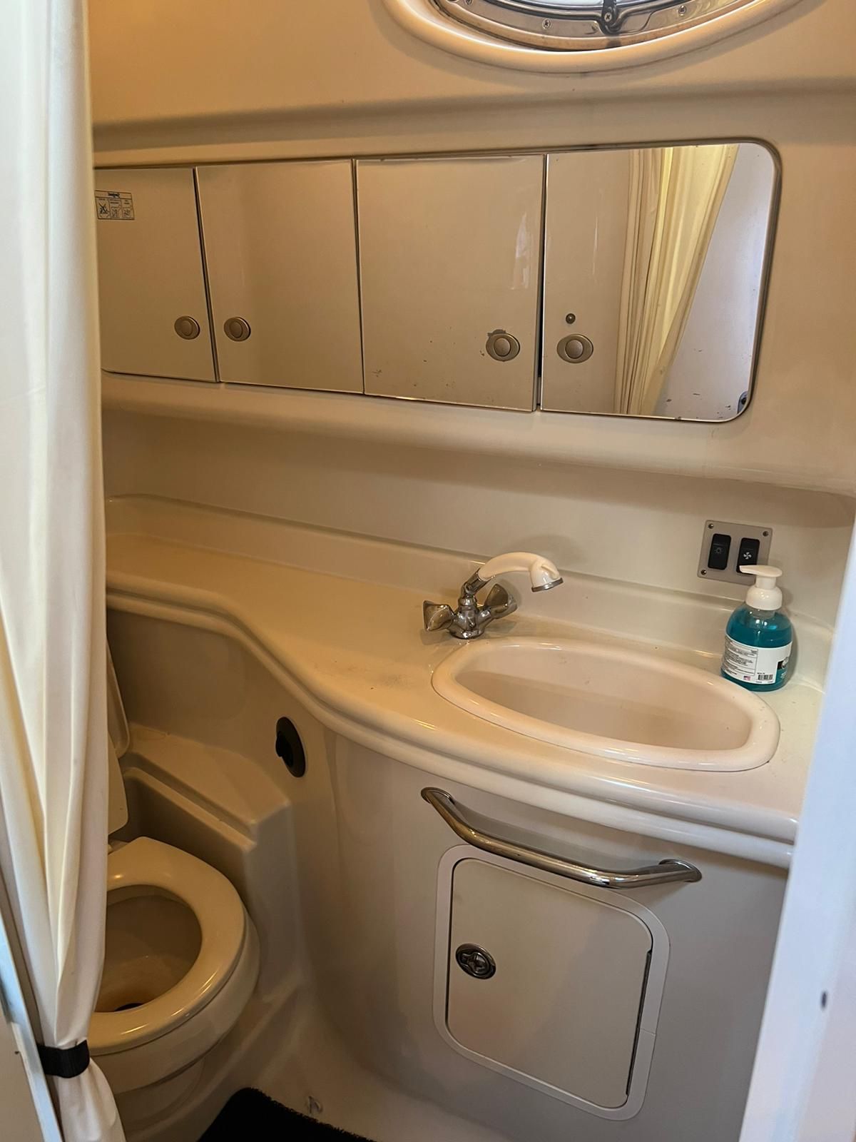2006 Sea Ray 340 Sundancer - 17