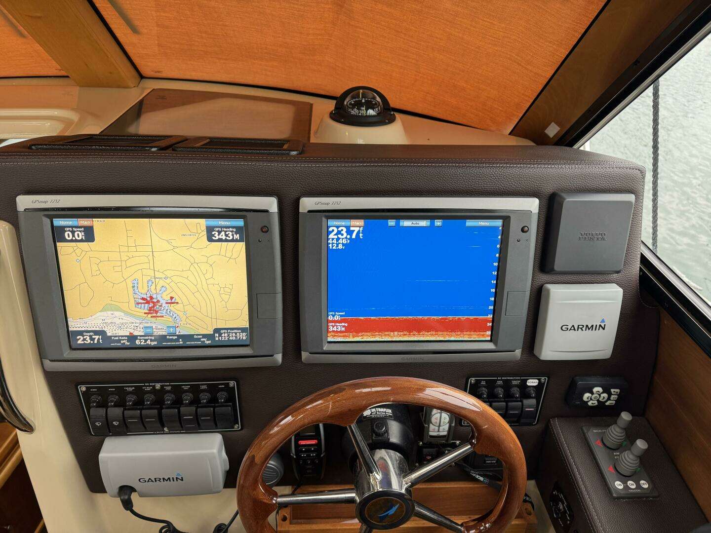 2014 Cutwater 28 - Image 16