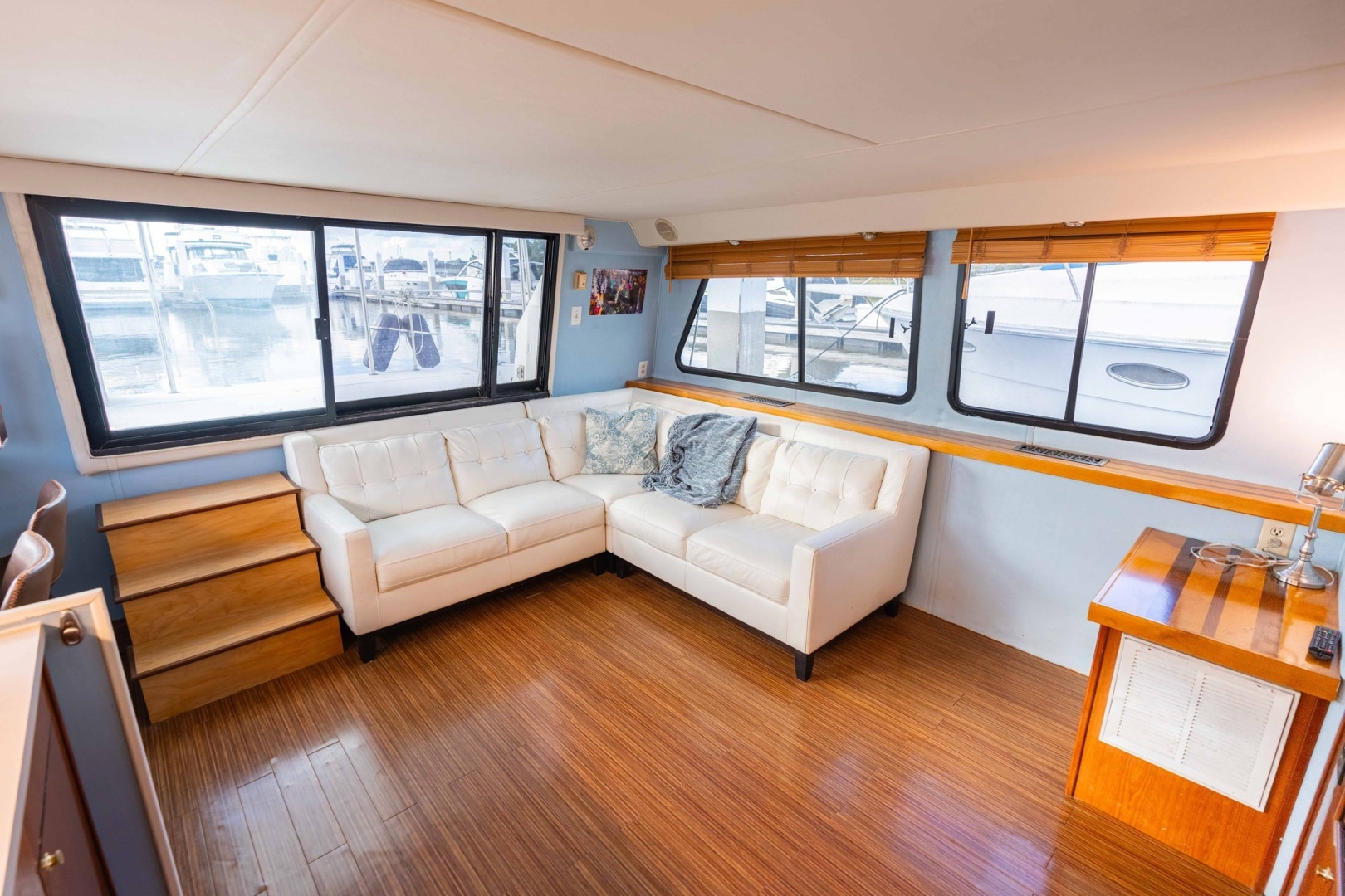 2001 Harbor Master 520 Coastal - Image 25