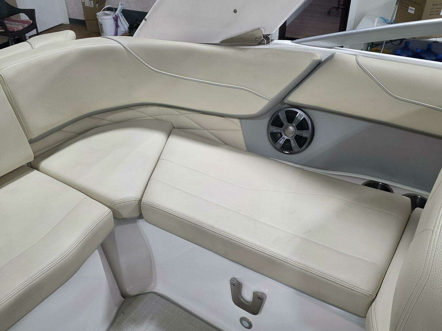 2021 Regal 22 Fasdeck - Image 13