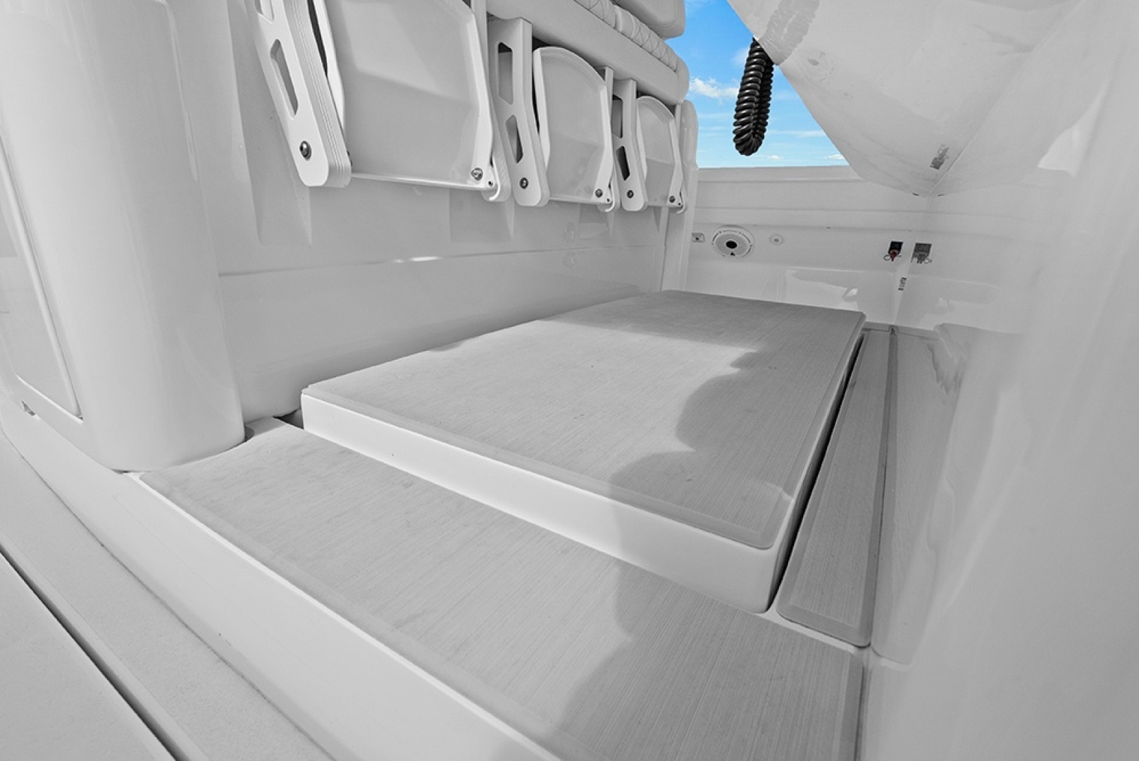 2022 Intrepid 427 Nomad FE - Image 36