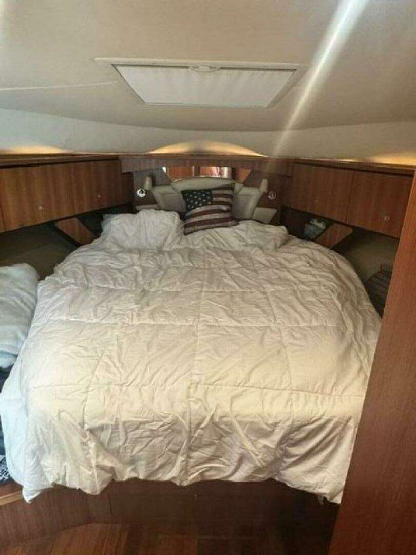 2006 Tiara Yachts 43 Sovran - Image 31