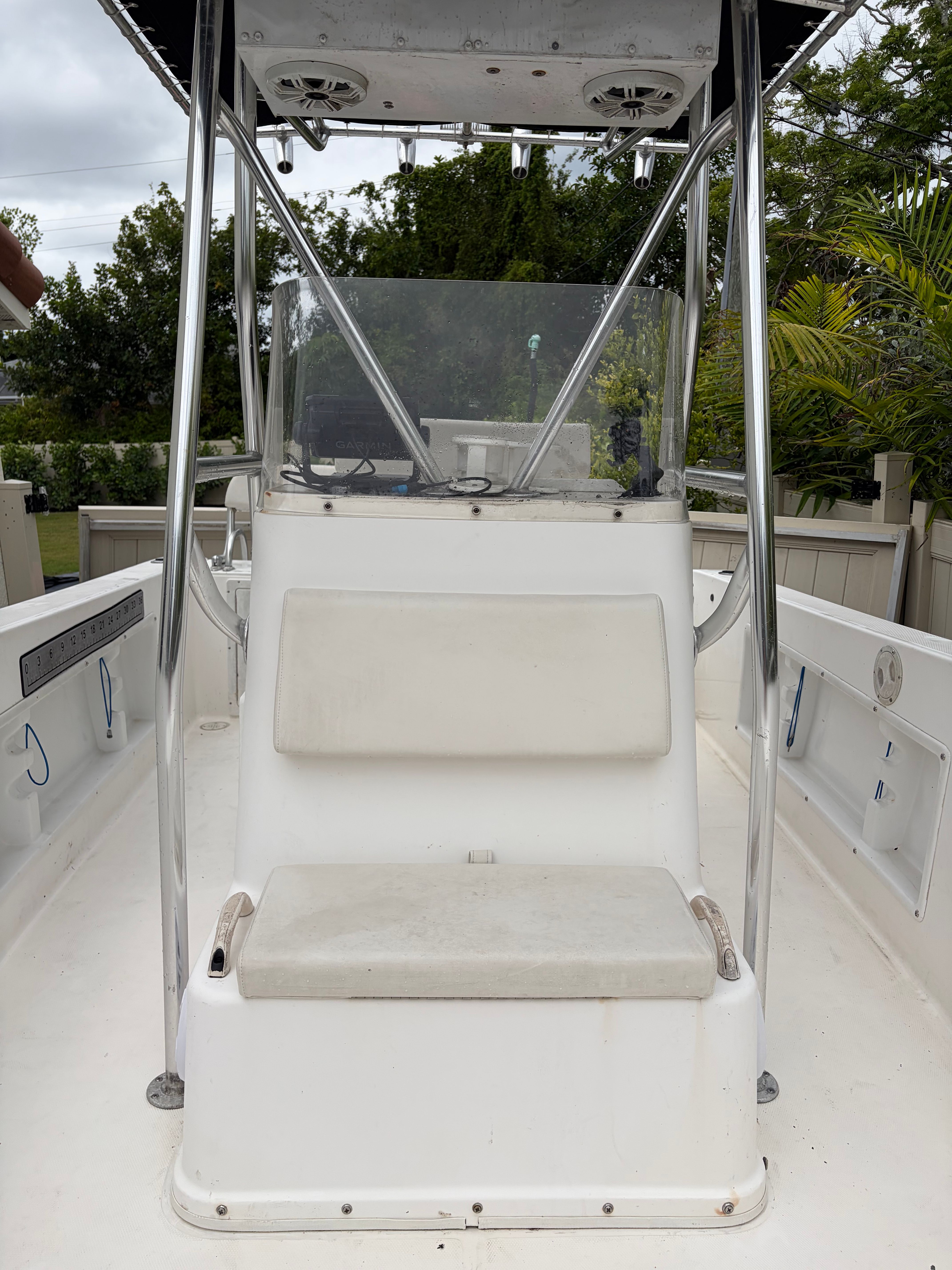 2001 Cobia 214 Center Console - 5