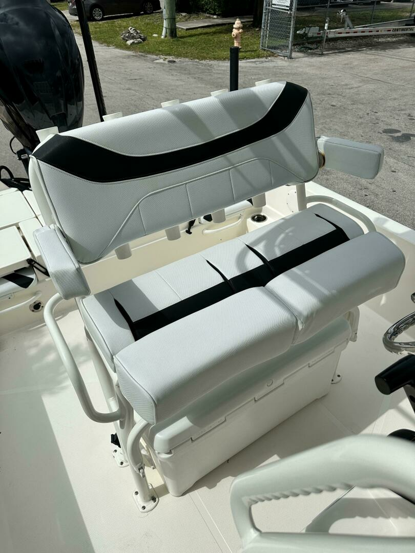 2018 Skeeter SX230 - Image 9