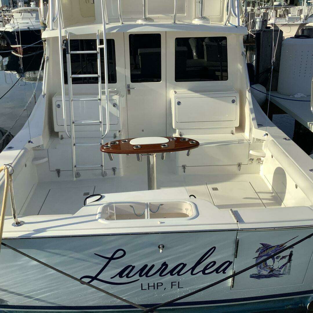 2006 Cabo 35 Flybridge Sportfish - Image 6