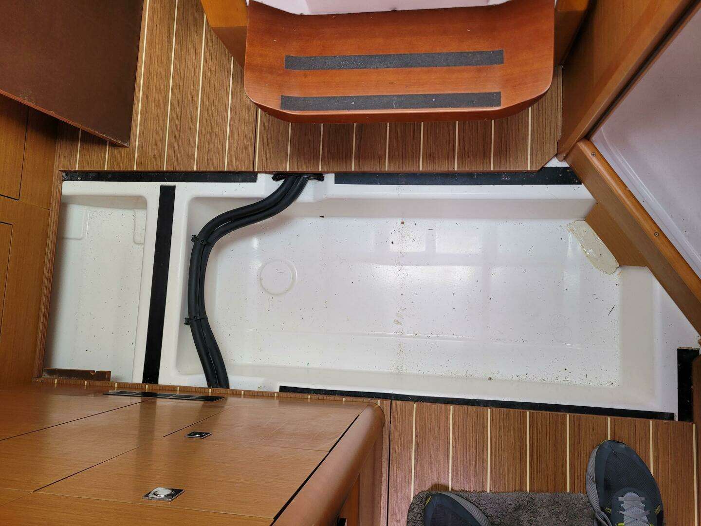 2014 Jeanneau 379 - Image 63