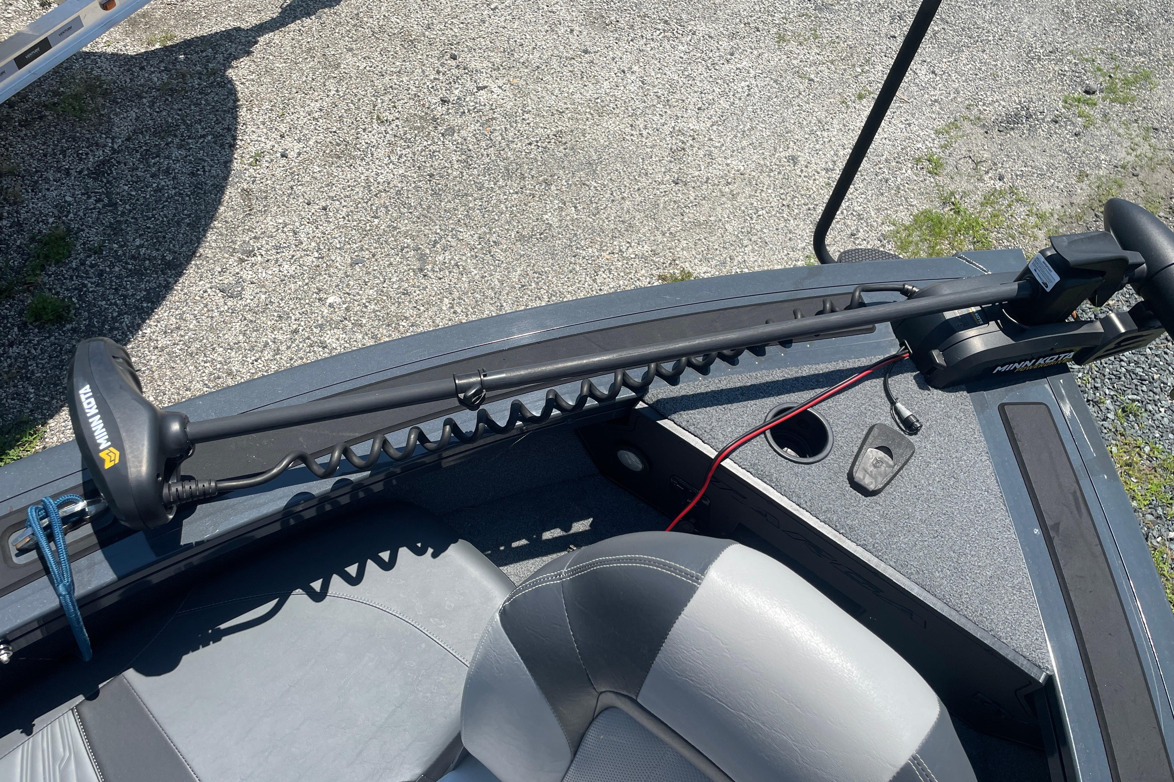 2022 Tracker Targa V-18 WT boat with Minn Kota trolling motor on deck.